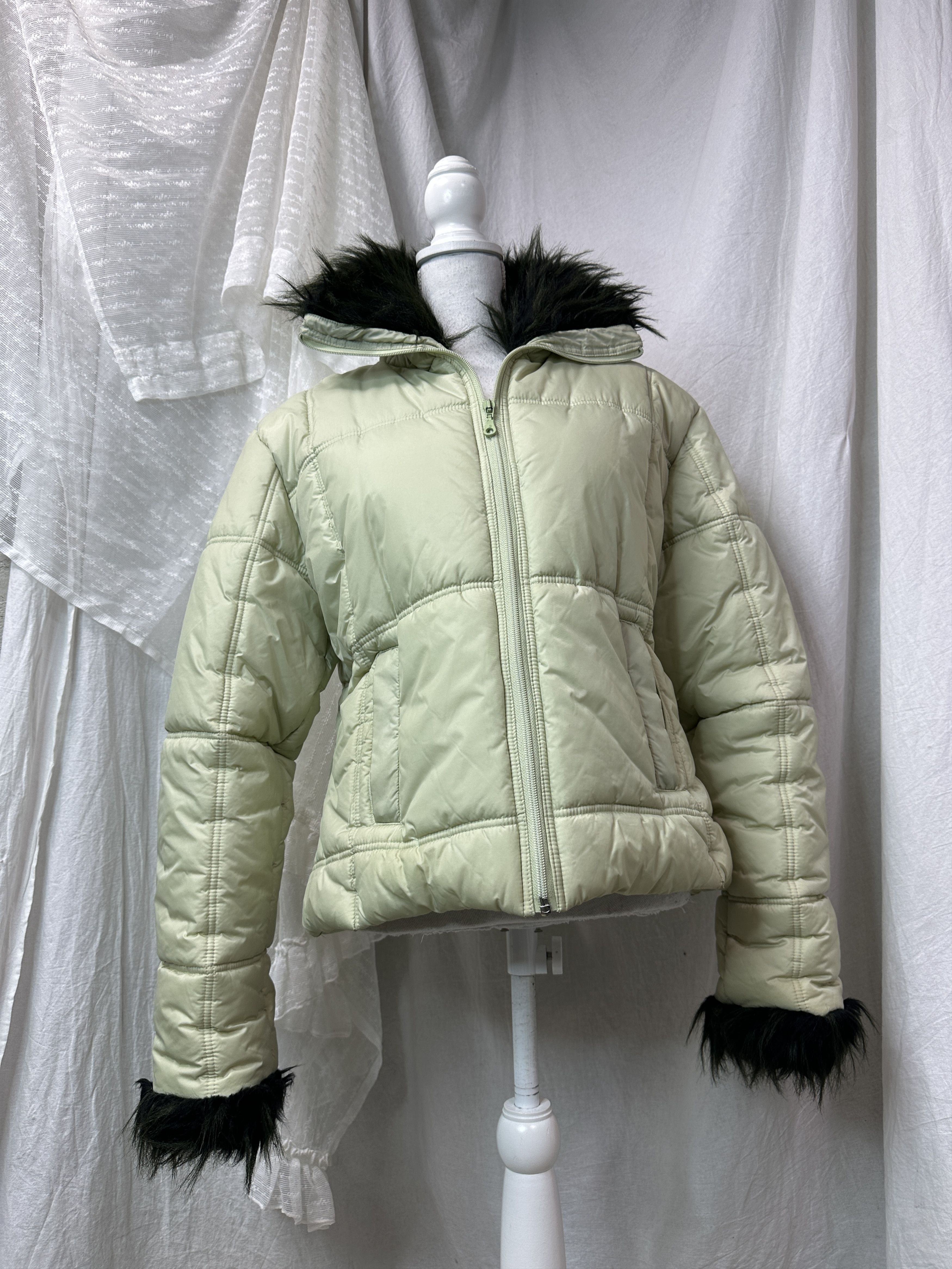 Vintage Vintage Outdoor Faux Fur Zip Up Bomber Jacket 00s Size XL / US 12-14 / IT 48-50 - 1 Thumbnail