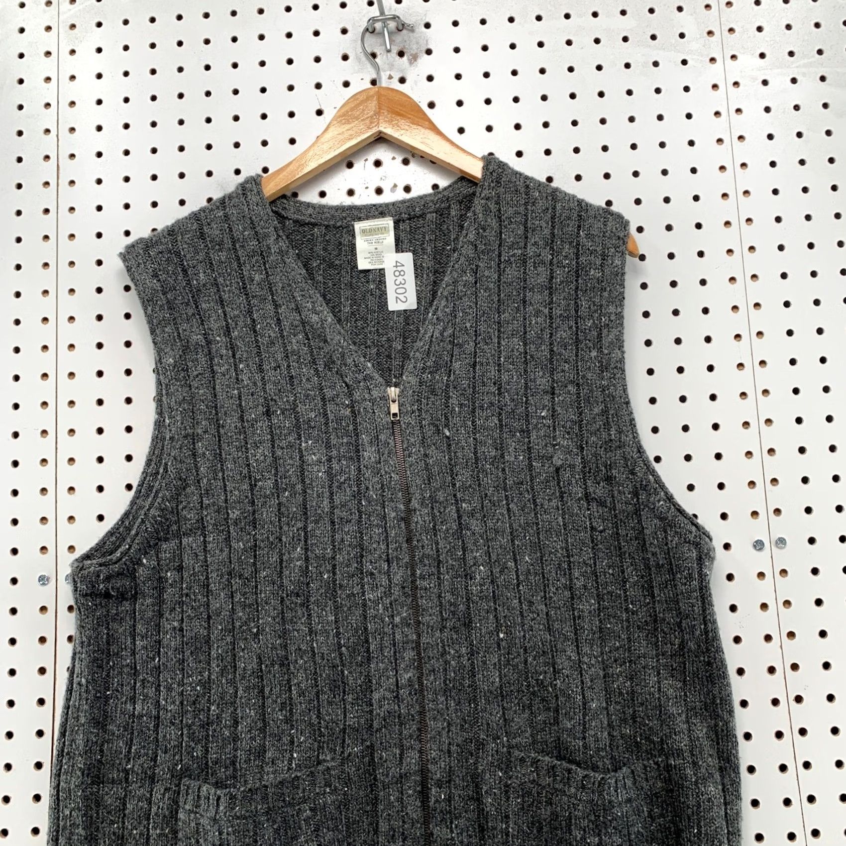 Old Navy VINTAGE Old Navy Mens Wool Blend Full Zip Sweater Vest Gray Marl Size M Size US M / EU 48-50 / 2 - 4 Thumbnail