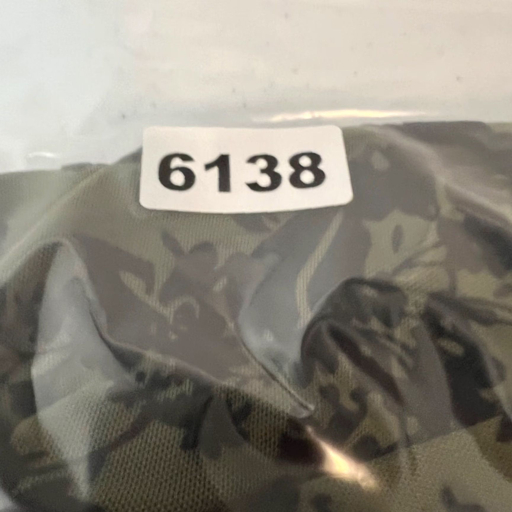 Cider Cider Womens Small Floral Green & Black Maxi Dress w/ Flutter Sleeves Dress Maxi Women Small Floral Green Black Flutter Sleeves Modern Party/Cocktail Size S / US 4 / IT 40 - 8 Thumbnail