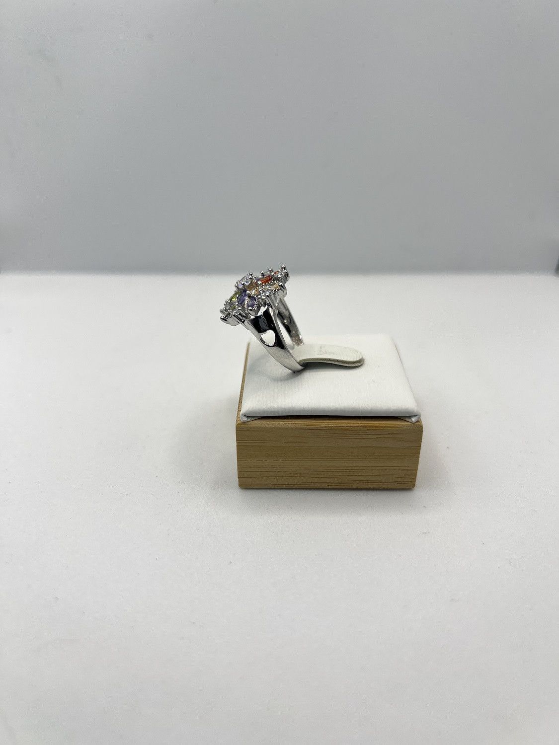 Jewelry Rainbow Czs Flower Silver Ring - Size 7 Size ONE SIZE - 2 Thumbnail