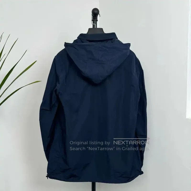 Burberry Burberry Men's Navy Polyester Outer Jacket. Size US L / EU 52-54 / 3 - 2 Thumbnail