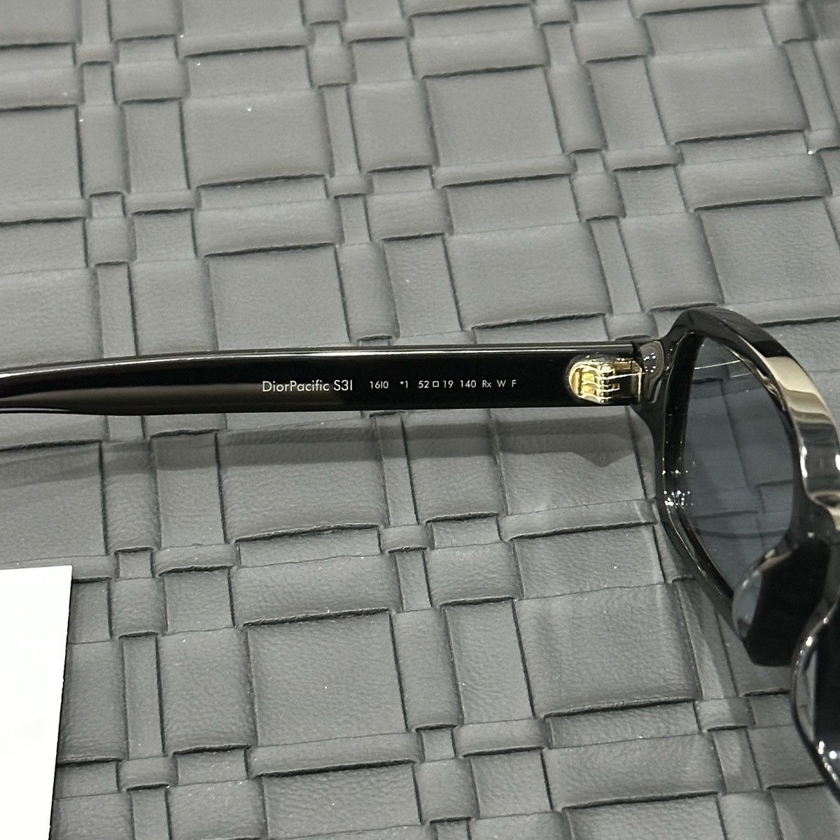 Dior DIOR DIORPACIFIC S3I 16I0 SUNGLASSES Size ONE SIZE - 9 Thumbnail
