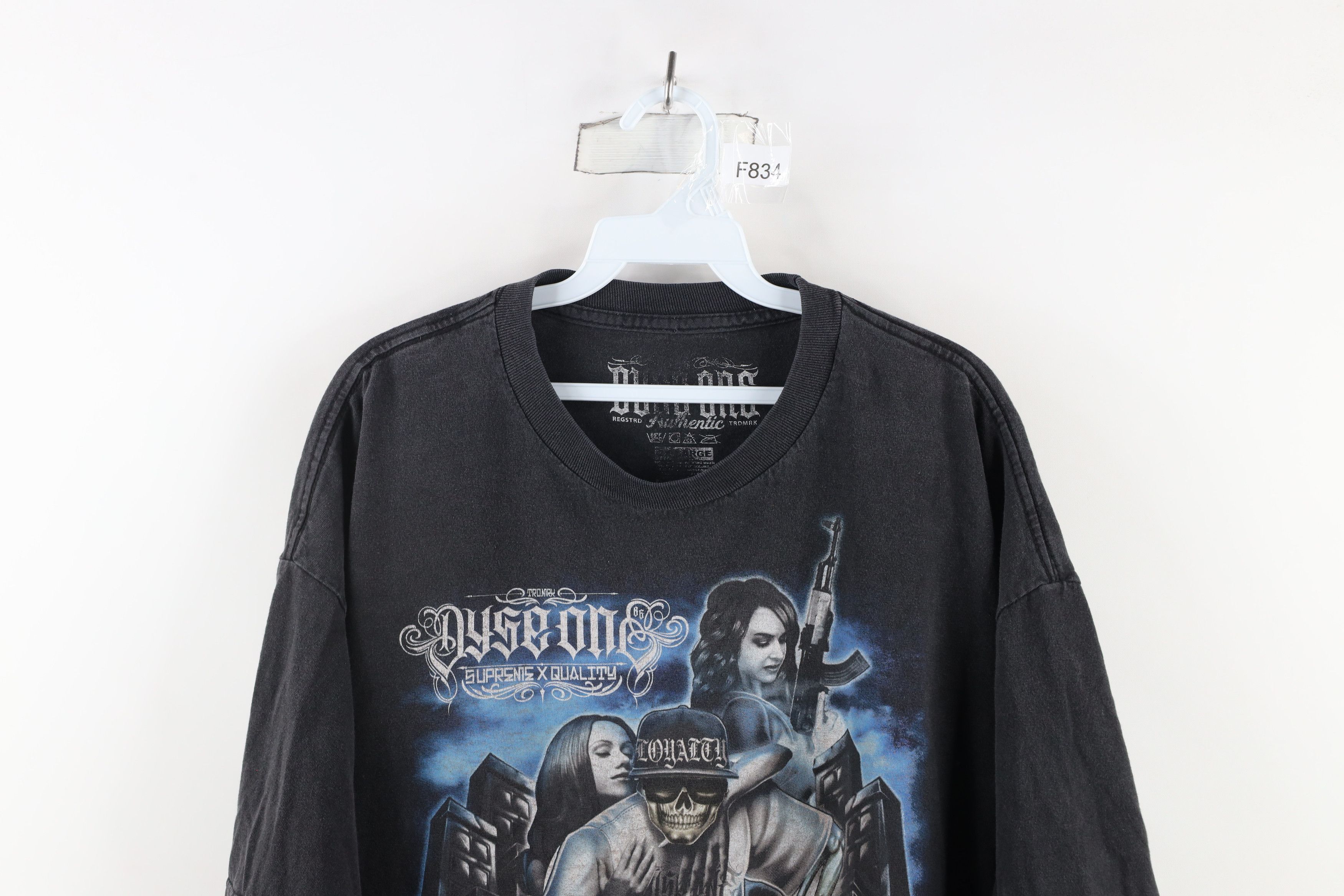 Vintage Vintage Y2K Streetwear Skeleton Dice Hip Hop Rap T-Shirt Size US XXL / EU 58 / 5 - 2 Thumbnail