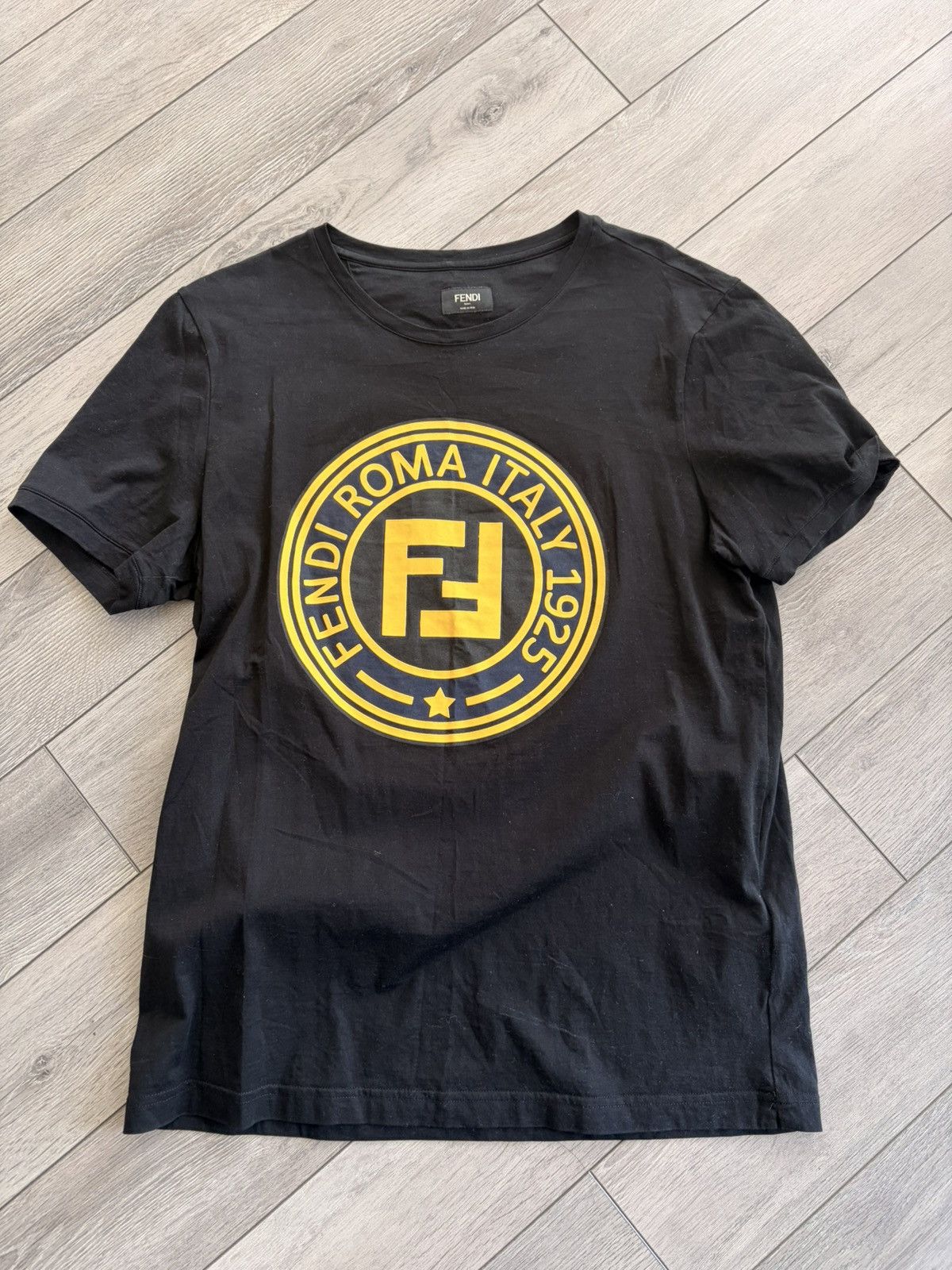 Fendi Fendi Tshirt Size US XL / EU 56 / 4 - 1 Thumbnail