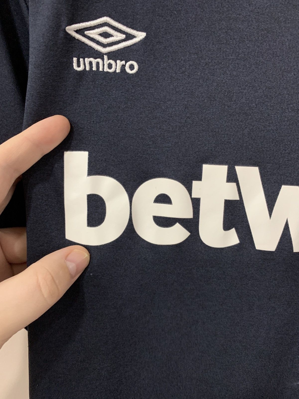 Umbro West Ham United 2016 Football Shirt Umbro Soccer Jersey XXL Size US XXL / EU 58 / 5 - 8 Thumbnail