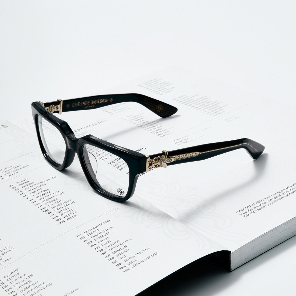 CHROME HEARTS VAGILLIONAIRE II BK - 18KGP DIAMOND 💎 GLASSES