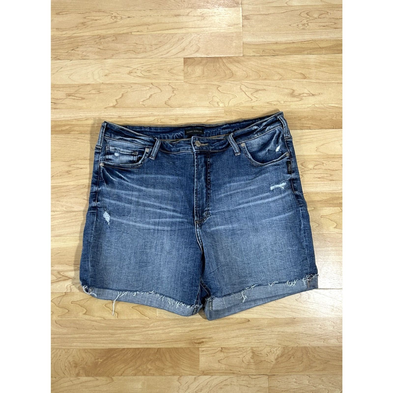 Silver Jeans Co. Silver Jeans Short High-Rise Distressed Blue Womens Size 18 Size 40" / US 18 - 2 Thumbnail