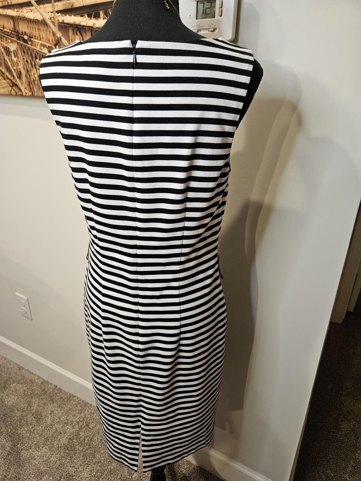 Designer Whbm Black and White Striped Dress with Button Detail #H41 Size M / US 6-8 / IT 42-44 - 3 Thumbnail