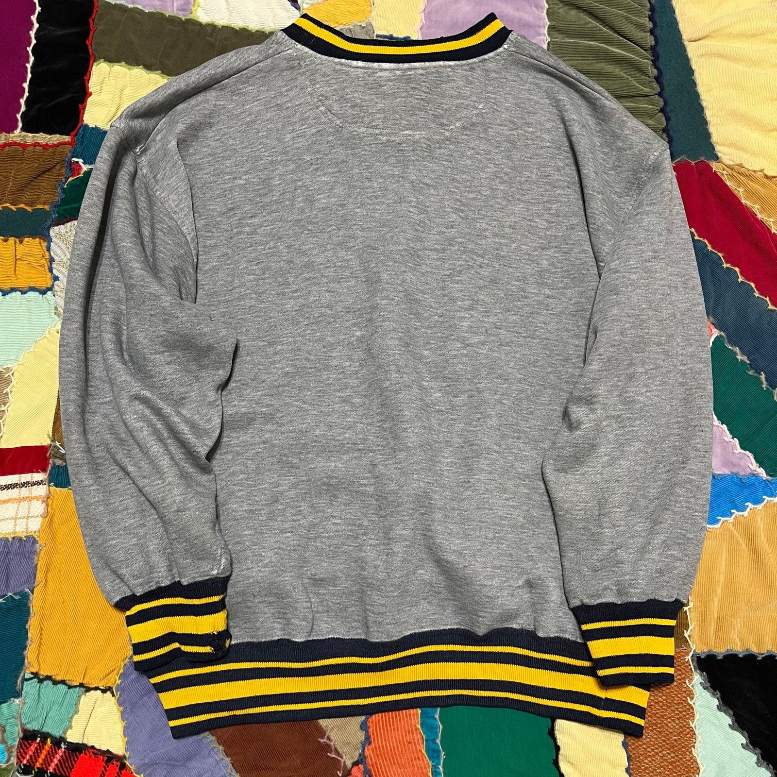 Other Vintage Varsity Style Striped Ends Grey Crewneck Large Size US L / EU 52-54 / 3 - 2 Thumbnail