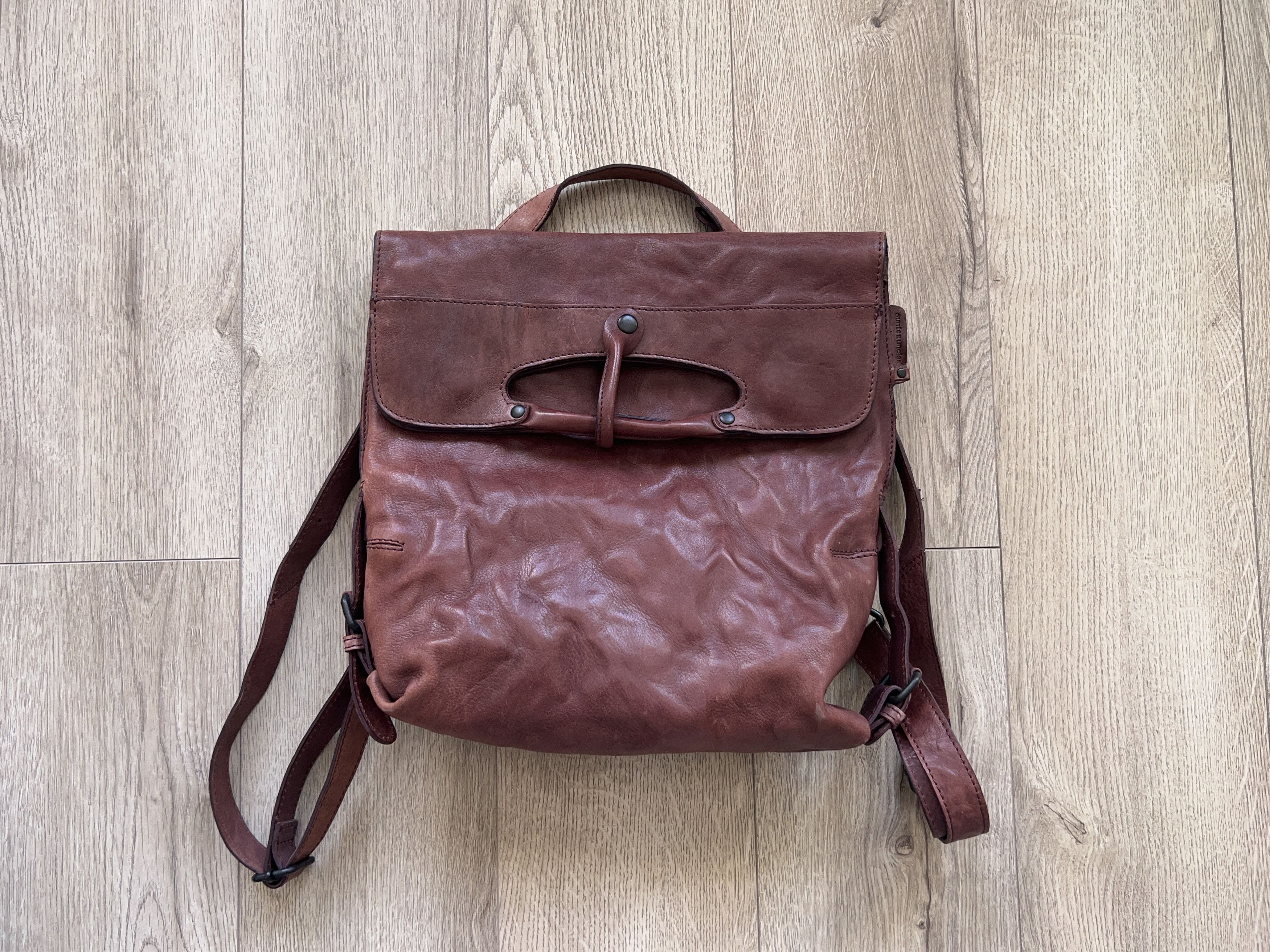 Genuine Leather Aunts&Uncles Mrs. Mince Pie Backpack Leather Bag Shoulder Size ONE SIZE - 1 Thumbnail