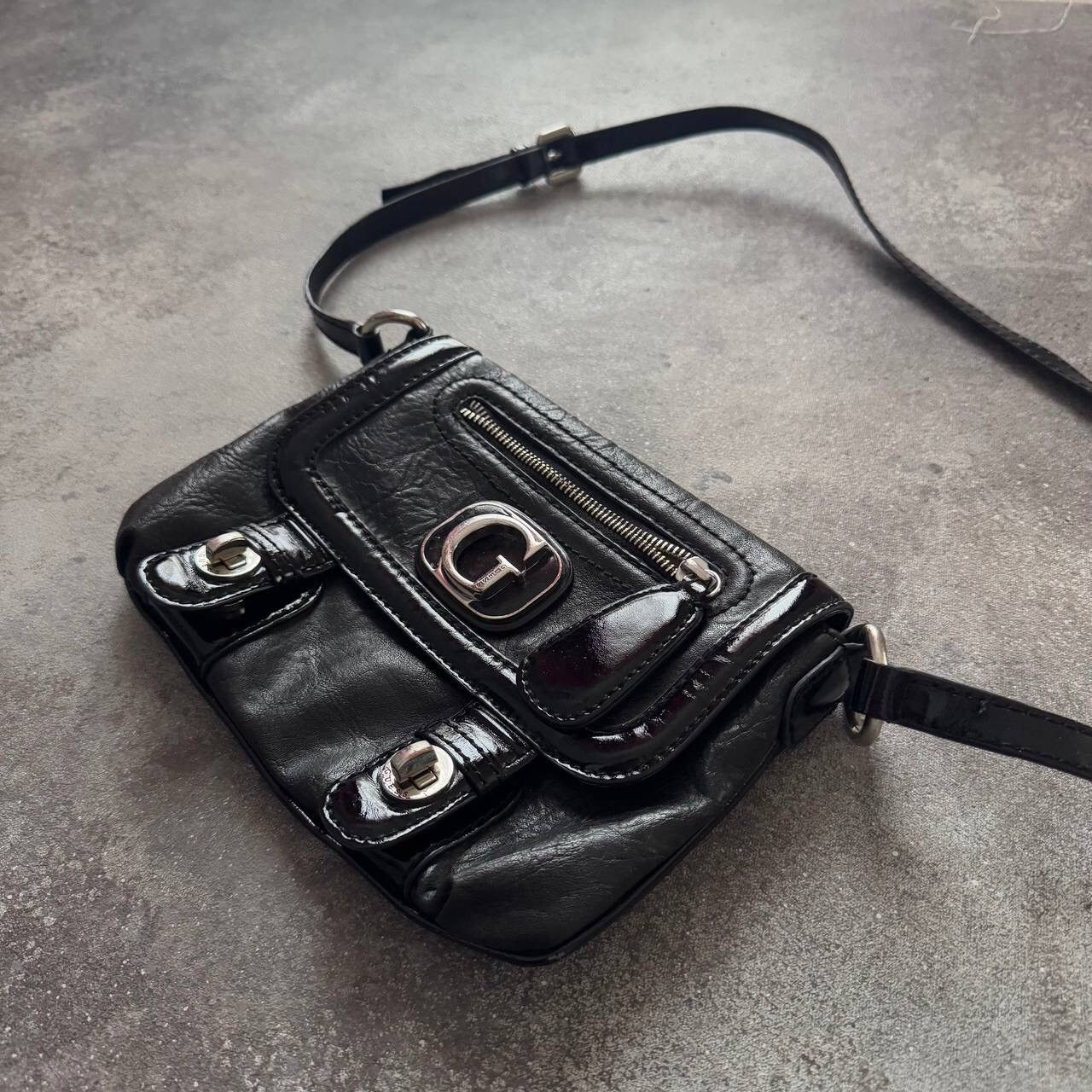 Guess × Hysteric Glamour × Japanese Brand Guess Y2K Vintage Amazing Leather Crossbody Bag Size ONE SIZE - 7 Thumbnail