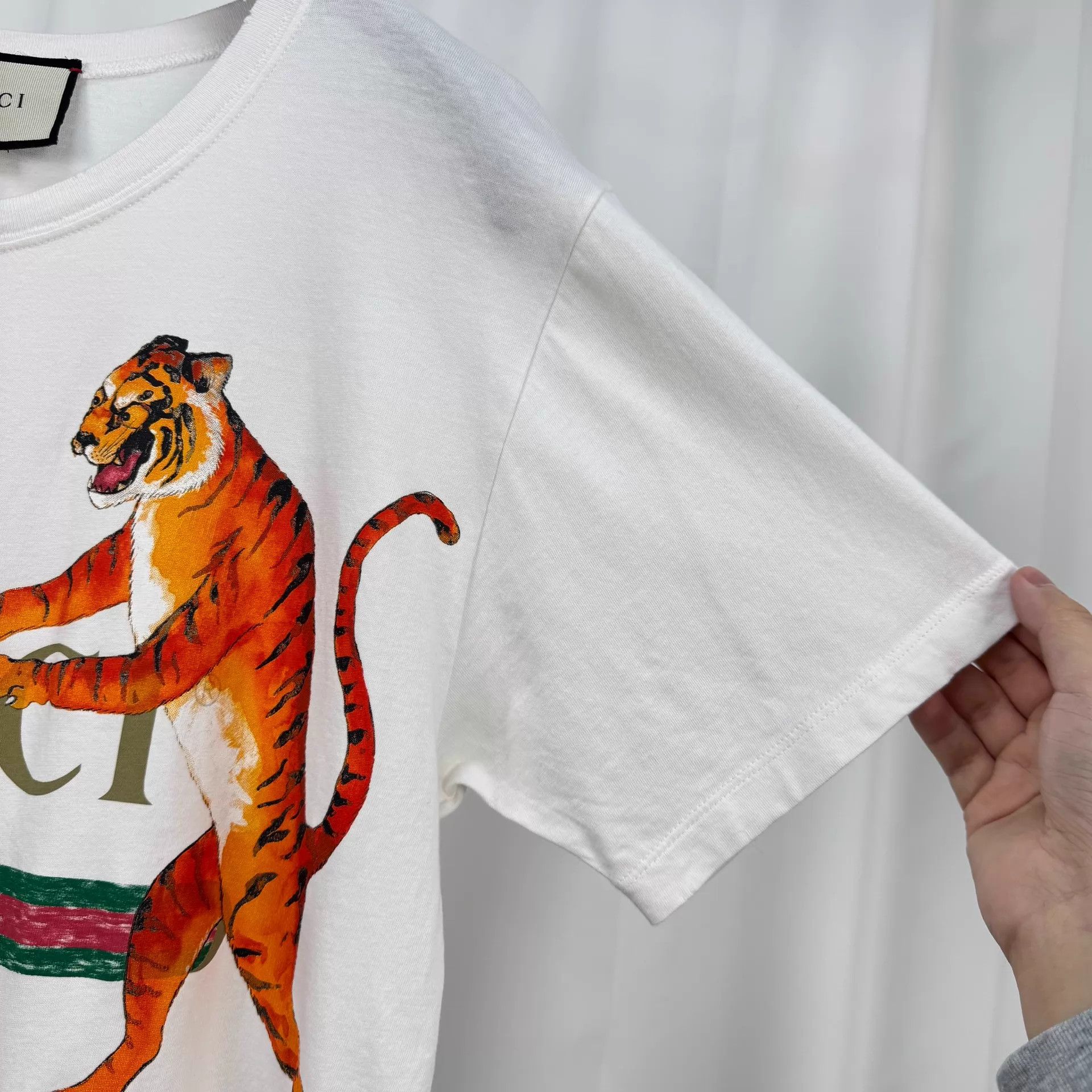 Gucci Gucci Double Tiger Belt Print Tee XS Mint Size US XS / EU 42 / 0 - 4 Thumbnail