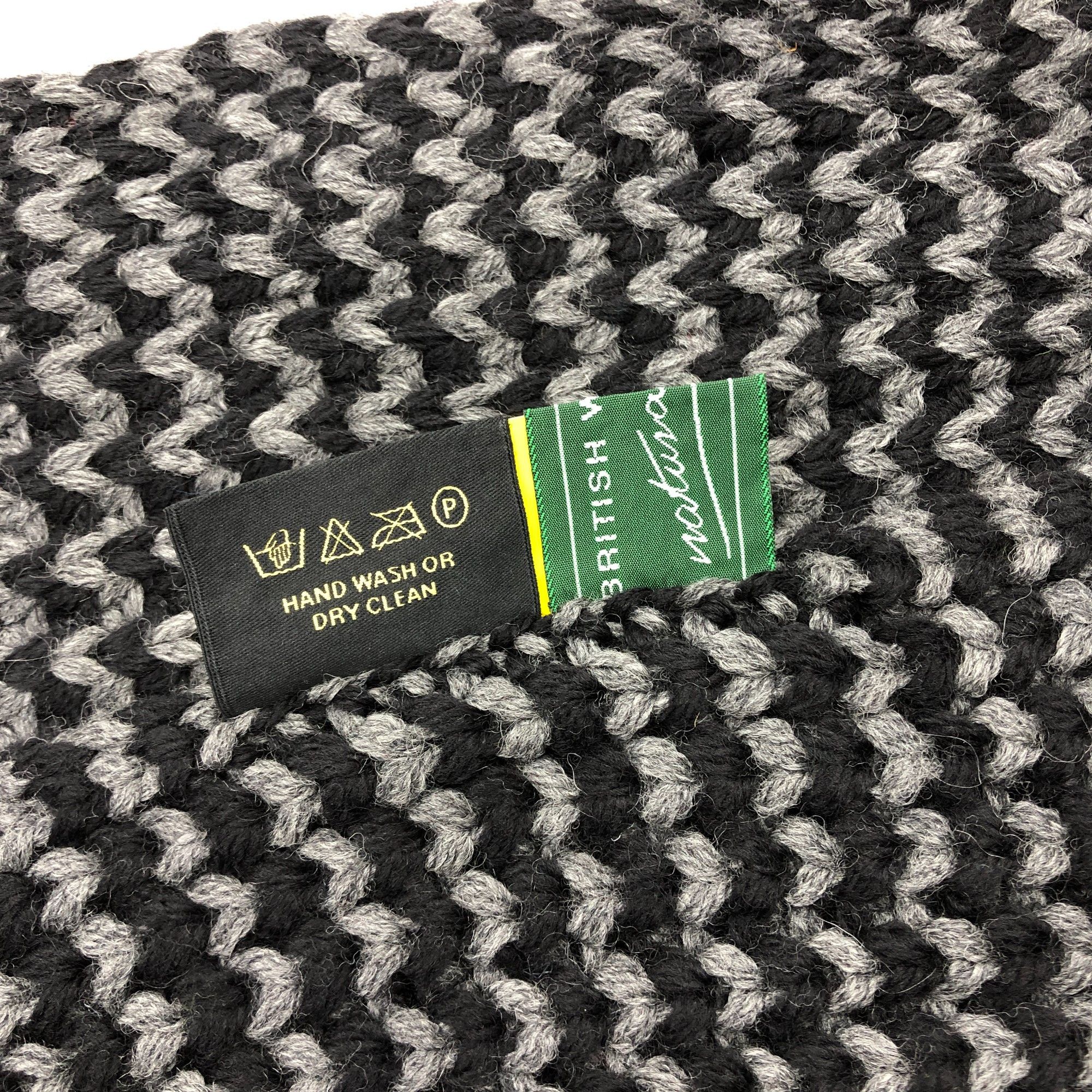Highland 2000 Vintage Highland 2000 Scarf Muffler Knit Crochet Wool Scarve Size ONE SIZE - 5 Thumbnail