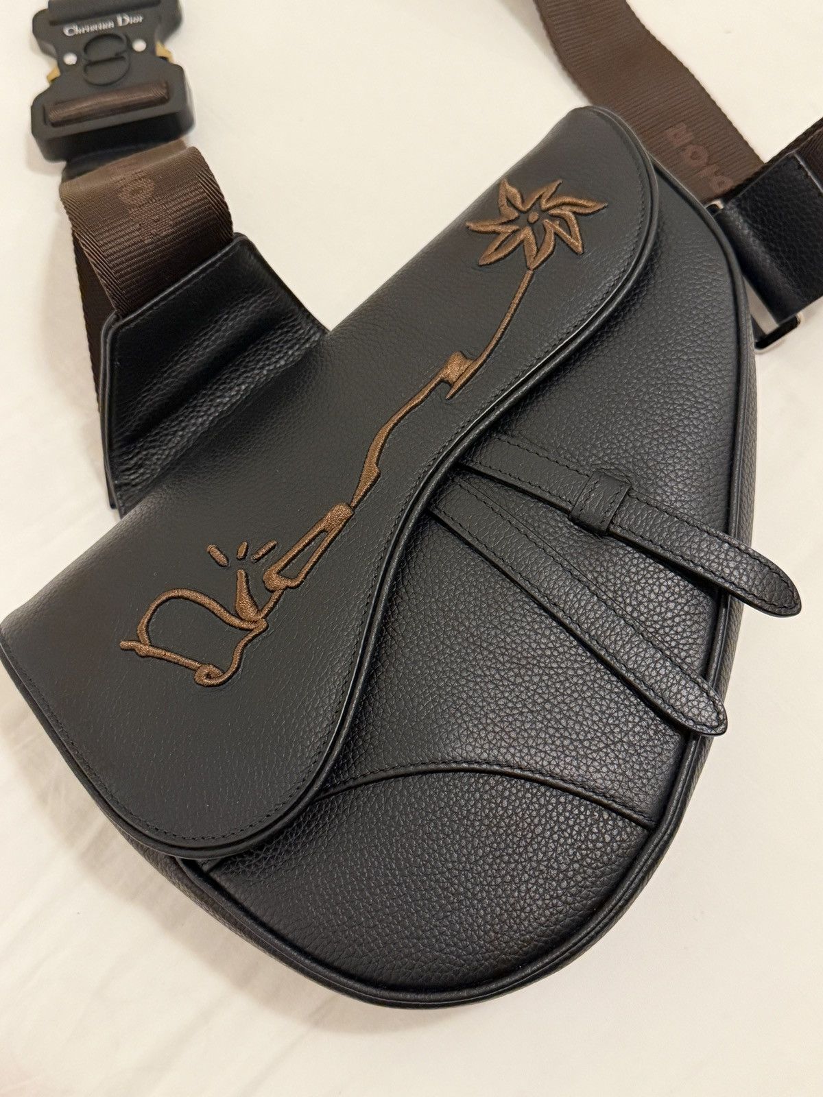 Dior × Travis Scott Dior Travis Scott Collab Cactus Jack Saddle Leather Bag Size ONE SIZE - 2 Thumbnail