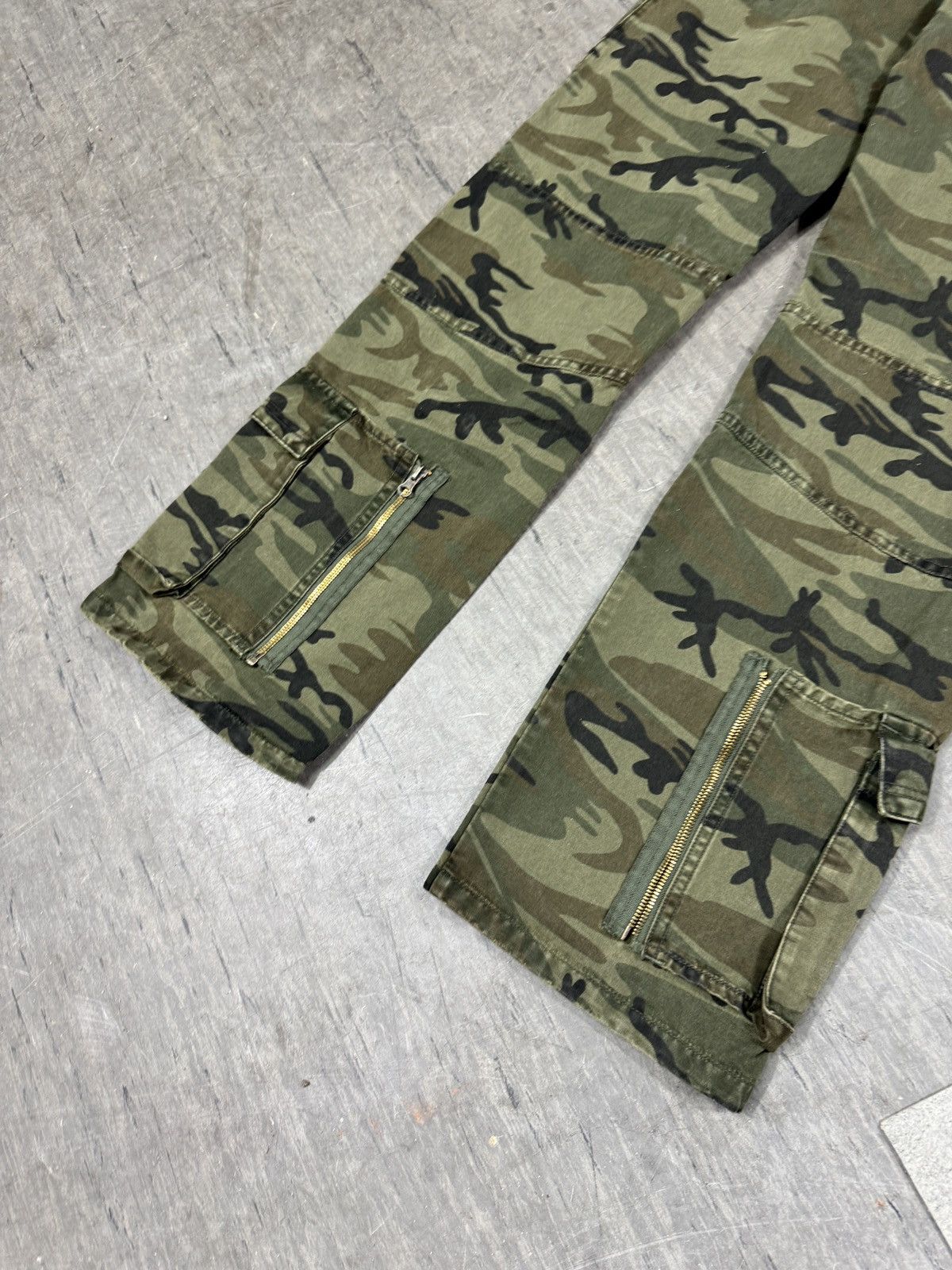 Hysteric Glamour ᶠᵃⁿᶜʸᵍᵘʸ BNWT Cargo Y2K Pants Bondage Vintage Baggy Size US 30 / EU 46 - 9 Thumbnail