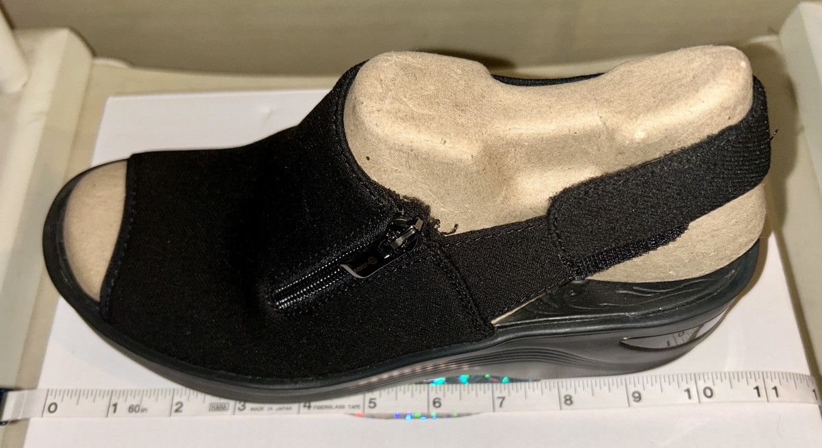 Other Bzees “Delicious” Slingback Comfort Wedge Sandals 9M Size US 9 / IT 39 - 8 Thumbnail