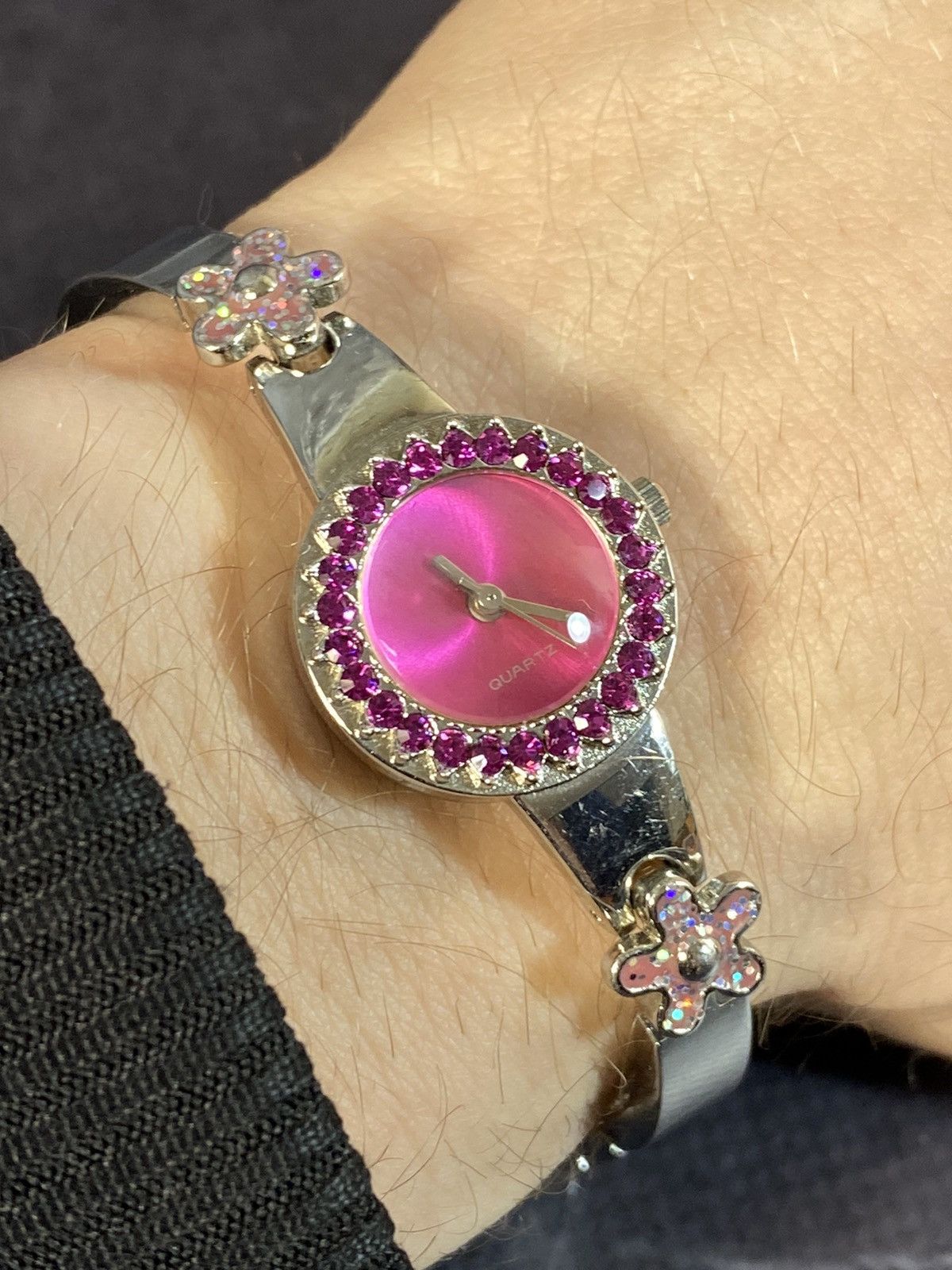Vintage Elegant Pink Dial Watch Japanese Brand Size ONE SIZE - 2 Thumbnail
