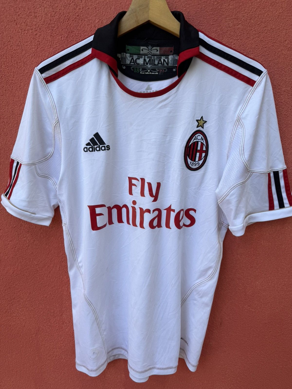 Adidas AC Milan FC Size US M / EU 48-50 / 2 - 1 Thumbnail