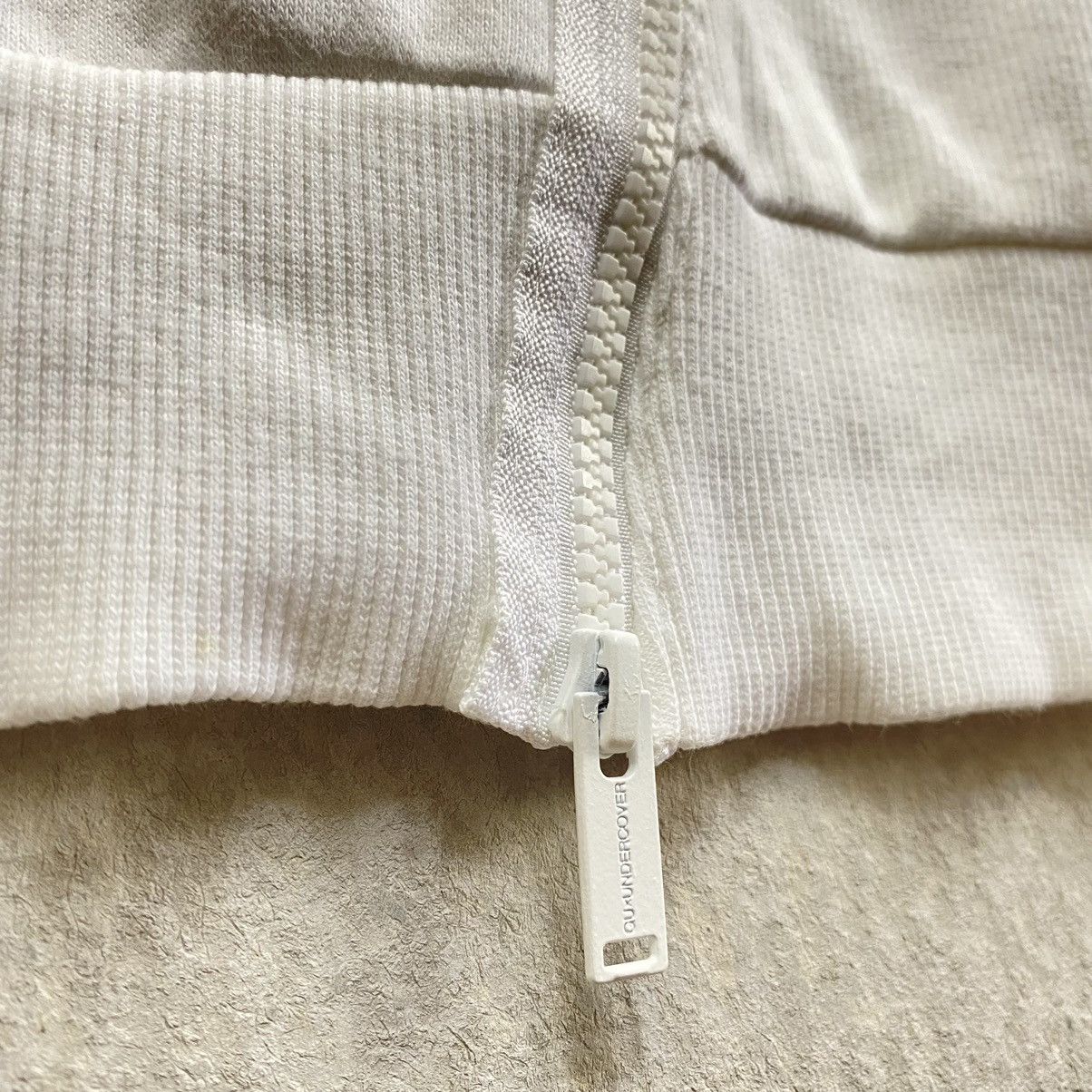 GU × Undercover GU x Undercover Jun Takahashi White Sweatshirt Multi-Zip M Size US M / EU 48-50 / 2 - 12 Thumbnail