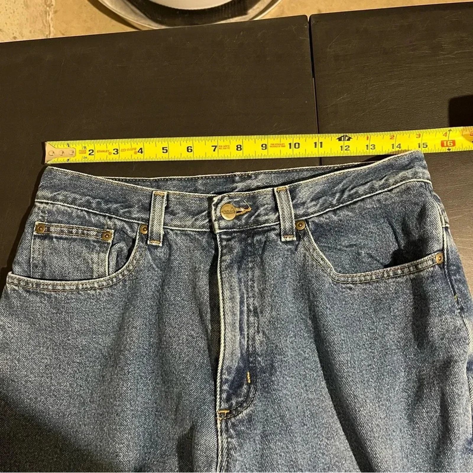 L.L. Bean Women's LL Bean Insulated Relaxed Fit Jeans Size 12 Denim Size 34" / US 12 / IT 48 - 6 Thumbnail