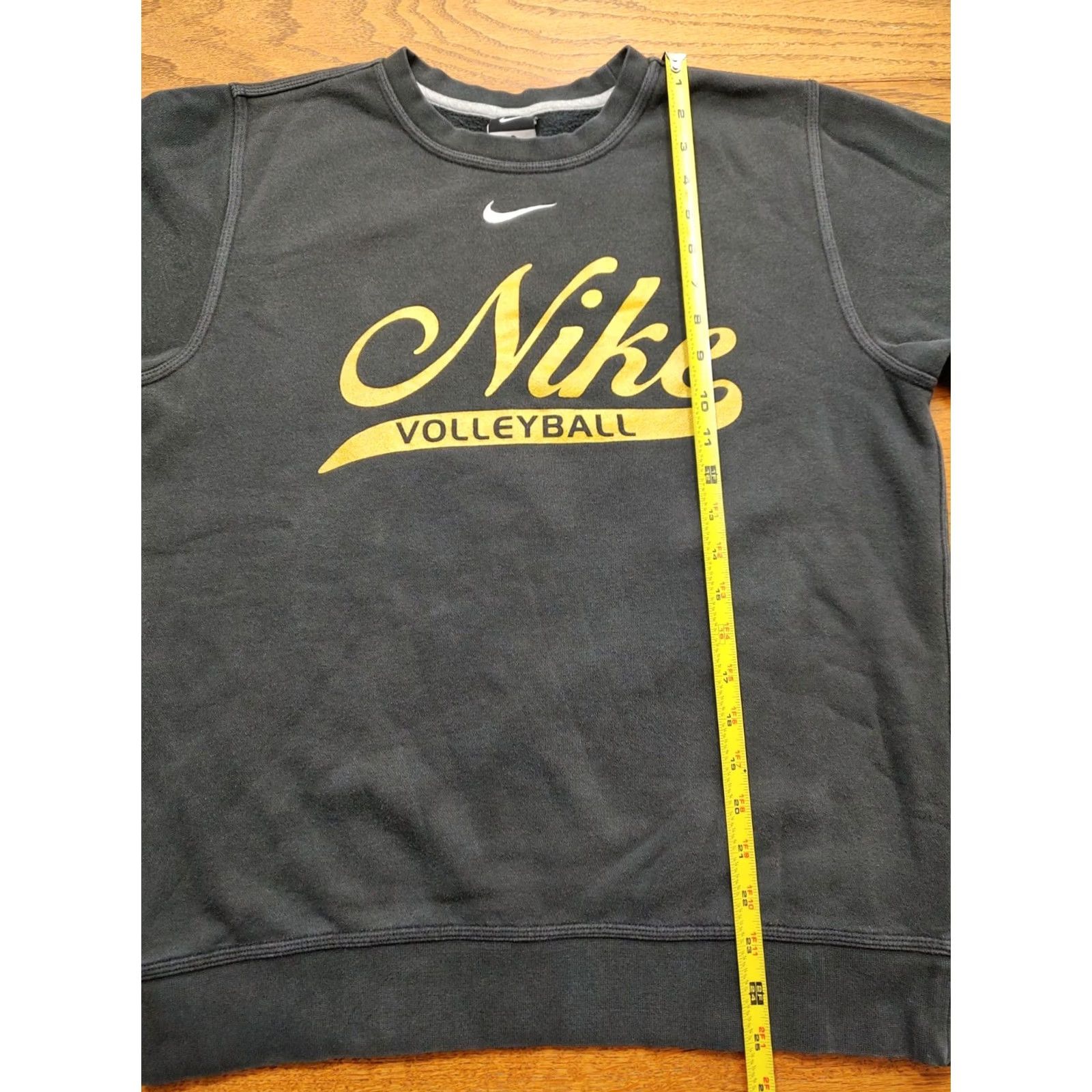 Nike Nike Volleyball Center Swoosh Crewneck Sweatshirt Small Pullover Long Sleeve Men Black Size US S / EU 44-46 / 1 - 7 Thumbnail