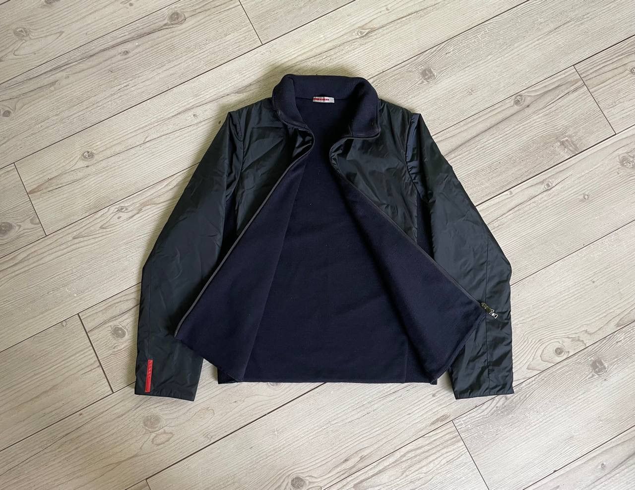 Prada Vintage Prada nylon jacket red tab Size US M / EU 48-50 / 2 - 3 Thumbnail