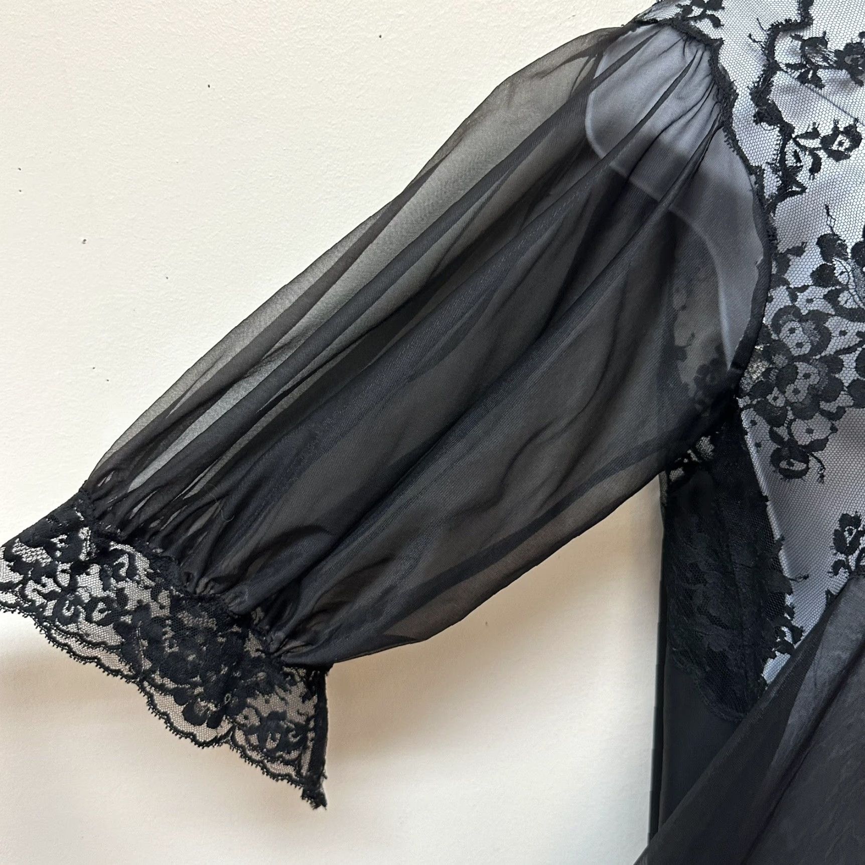Doublet VINTAGE Eyeful Nightgown Adult M Black Nylon Lace Full Sweep Chiffon Double Layer Size ONE SIZE - 6 Thumbnail