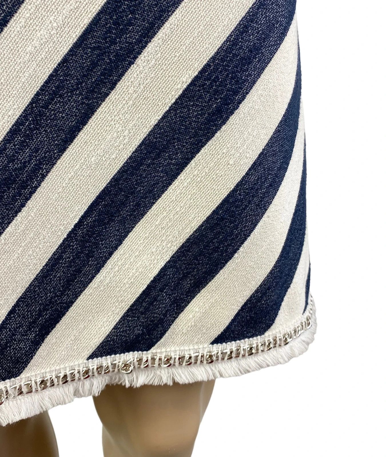 Laurel Laurel Skirt Striped Chain Decor size GB12 i44 Size 30" / US 8 / IT 44 - 4 Thumbnail