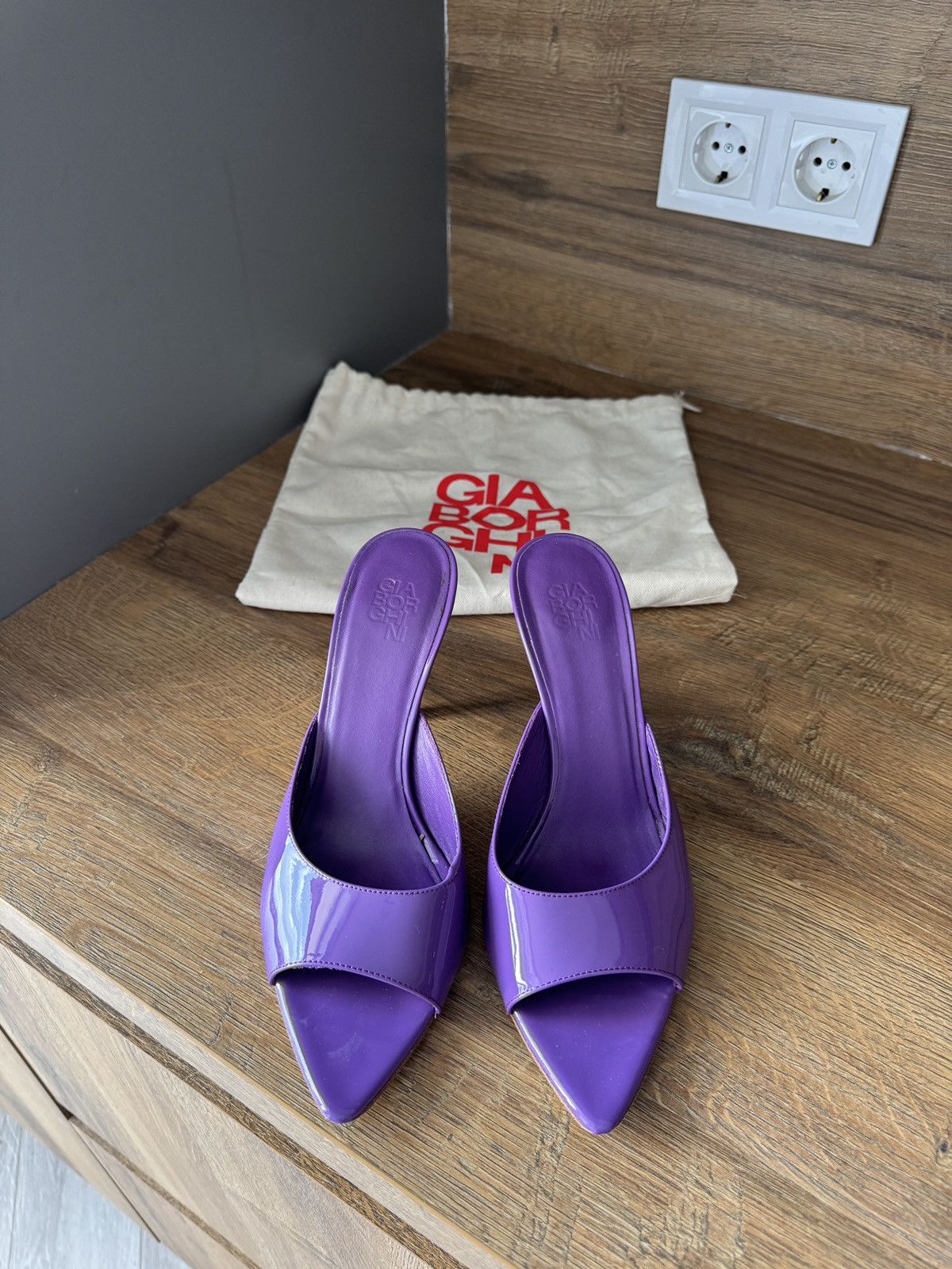 GIA BORGHINI GIABORGHINI Perni 100mm Patent Leather Purple Sandals Size US 9 / IT 39 - 8 Thumbnail