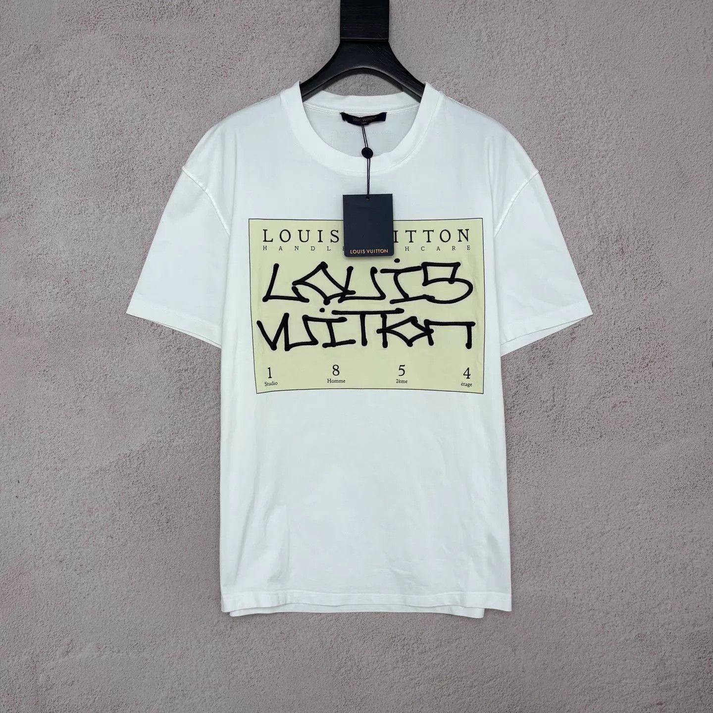 Louis Vuitton Louis Vuitton White 1854 Embroidered SS Tee L Size US L / EU 52-54 / 3 - 1 Thumbnail