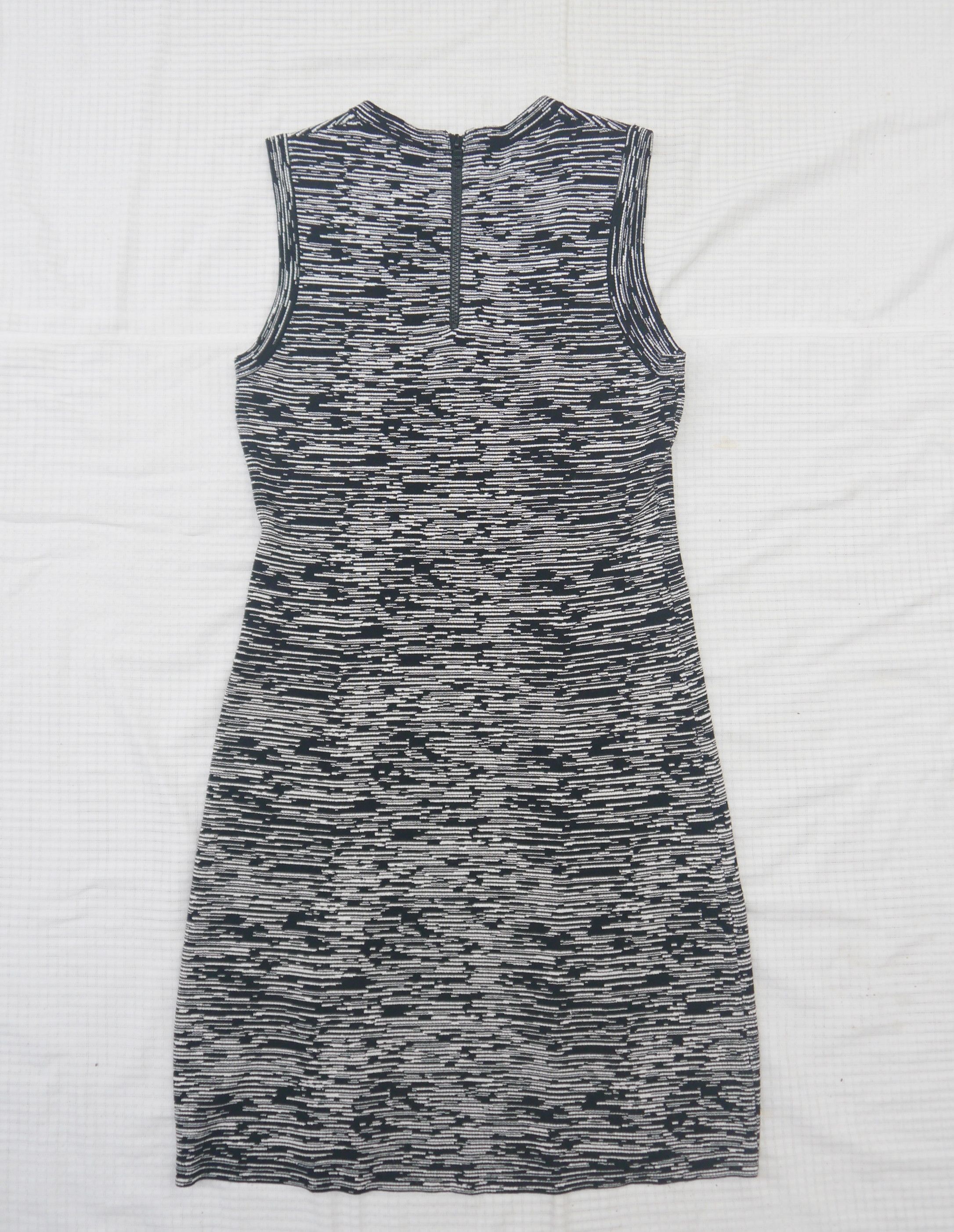 Theory (D90) Theory Vimlin Black & White Striped Sleeveless Dress S Size S / US 4 / IT 40 - 5 Thumbnail