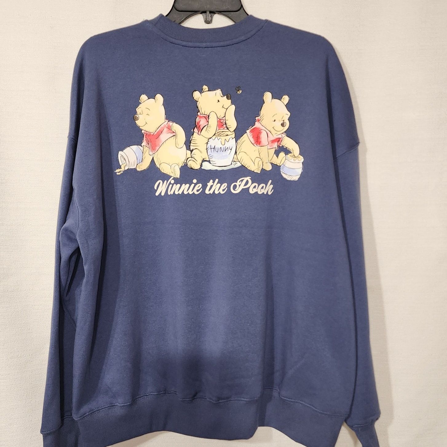 Disney Winnie the pooh and friends sweatshirt women's medium Size M / US 6-8 / IT 42-44 - 2 Thumbnail