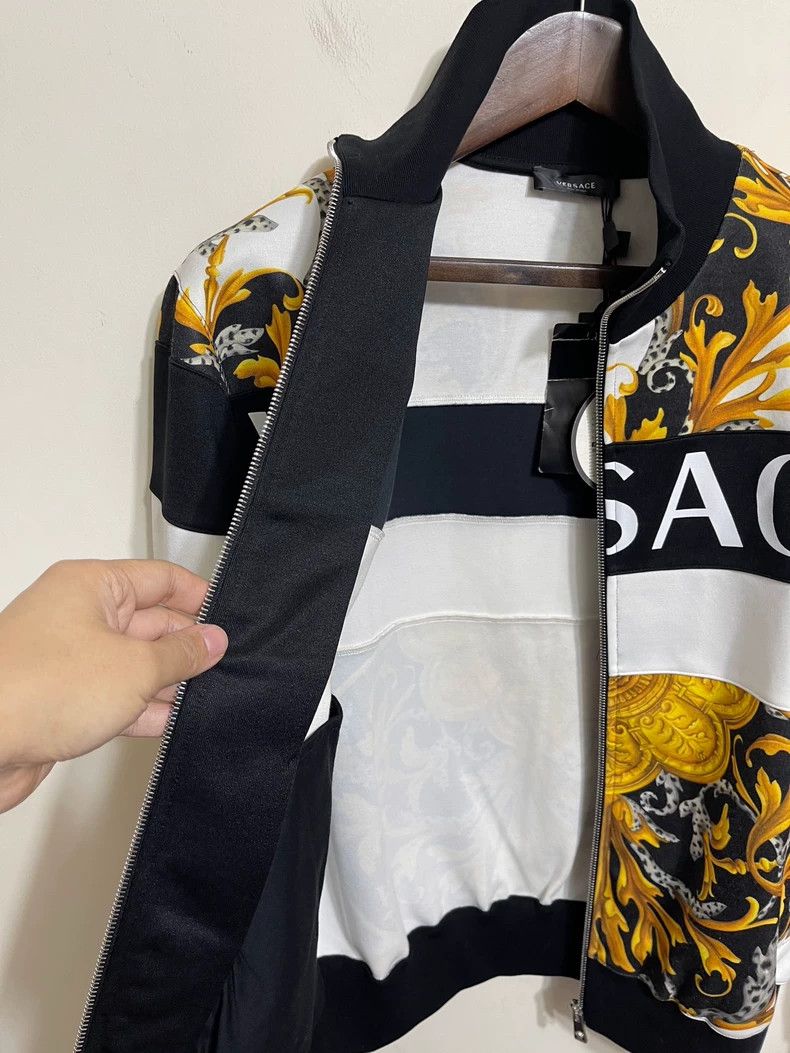 Versace Versace Baroque jacket coat Size US M / EU 48-50 / 2 - 6 Thumbnail