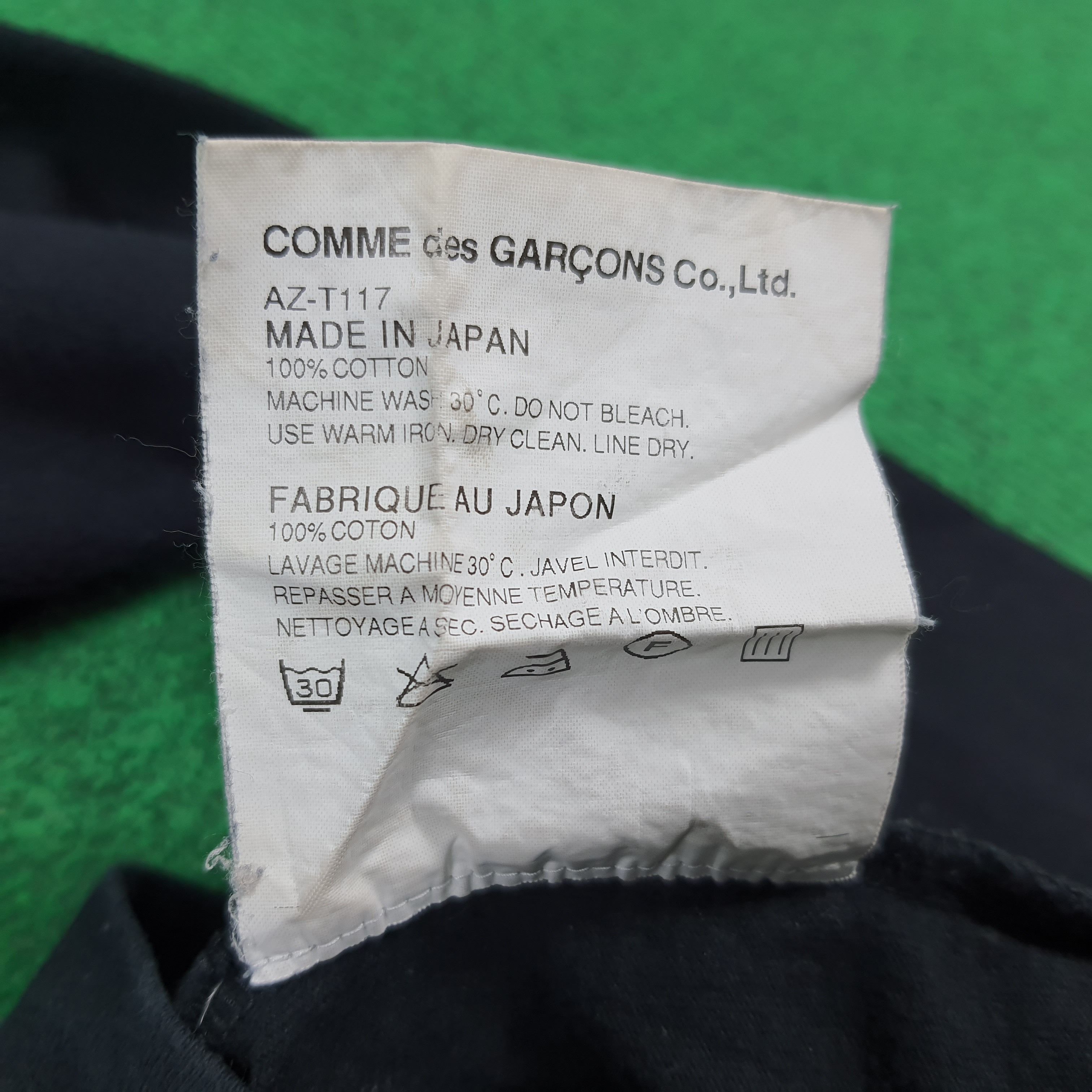 Comme des Garcons PLAY Vintage Comme Des Garcons PLAY Japan Long Sleeve C301N74 Size US XS / EU 42 / 0 - 7 Thumbnail
