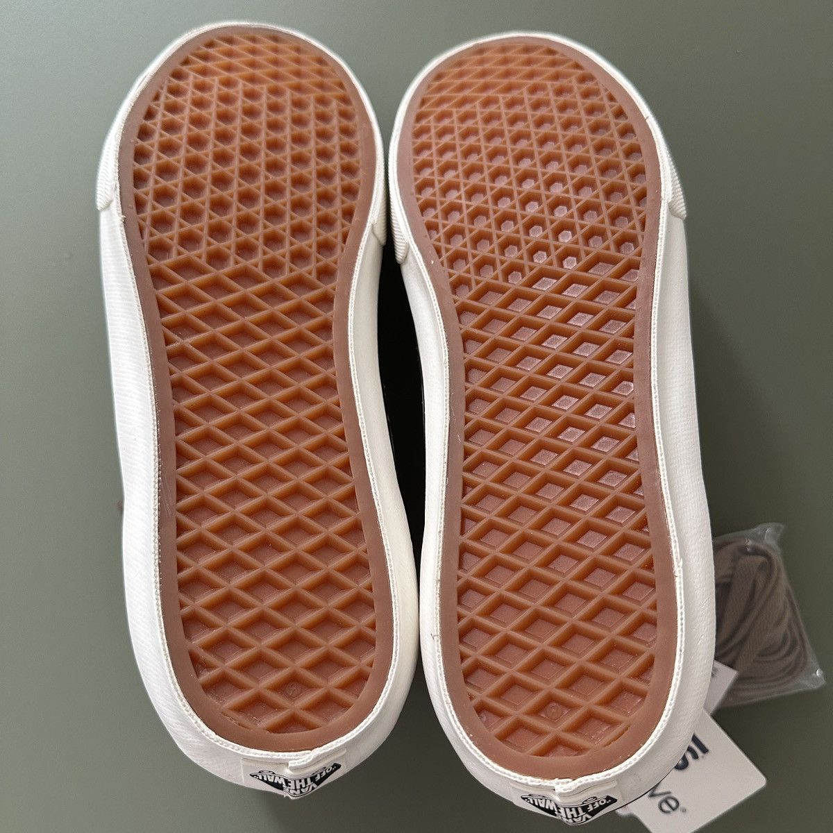 Vans Nonnative x Vans Sk8-Hi Beige, US 11 Size US 11 / EU 44 - 6 Thumbnail