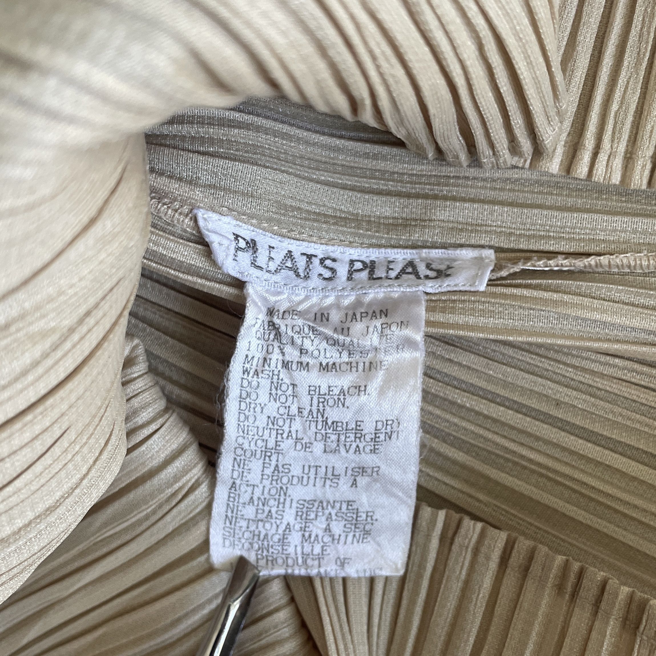 Pleats Please Issey Miyake PLEATS PLEASE ISSEY MIYAKE Vintage tag Turtleneck Top Size S / US 4 / IT 40 - 5 Thumbnail