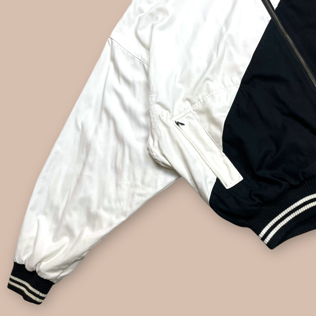 Jordan Brand OG90's Nike Jordan Oversized Bomber Jacket Size US M / EU 48-50 / 2 - 9 Thumbnail