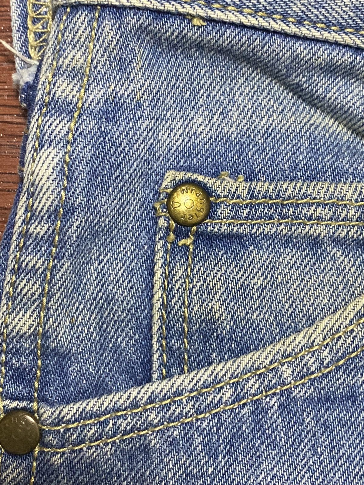 Vintage Wrangler Japan Greensboro N.C Blue Wash Jeans Size US 28 / EU 44 - 8 Thumbnail