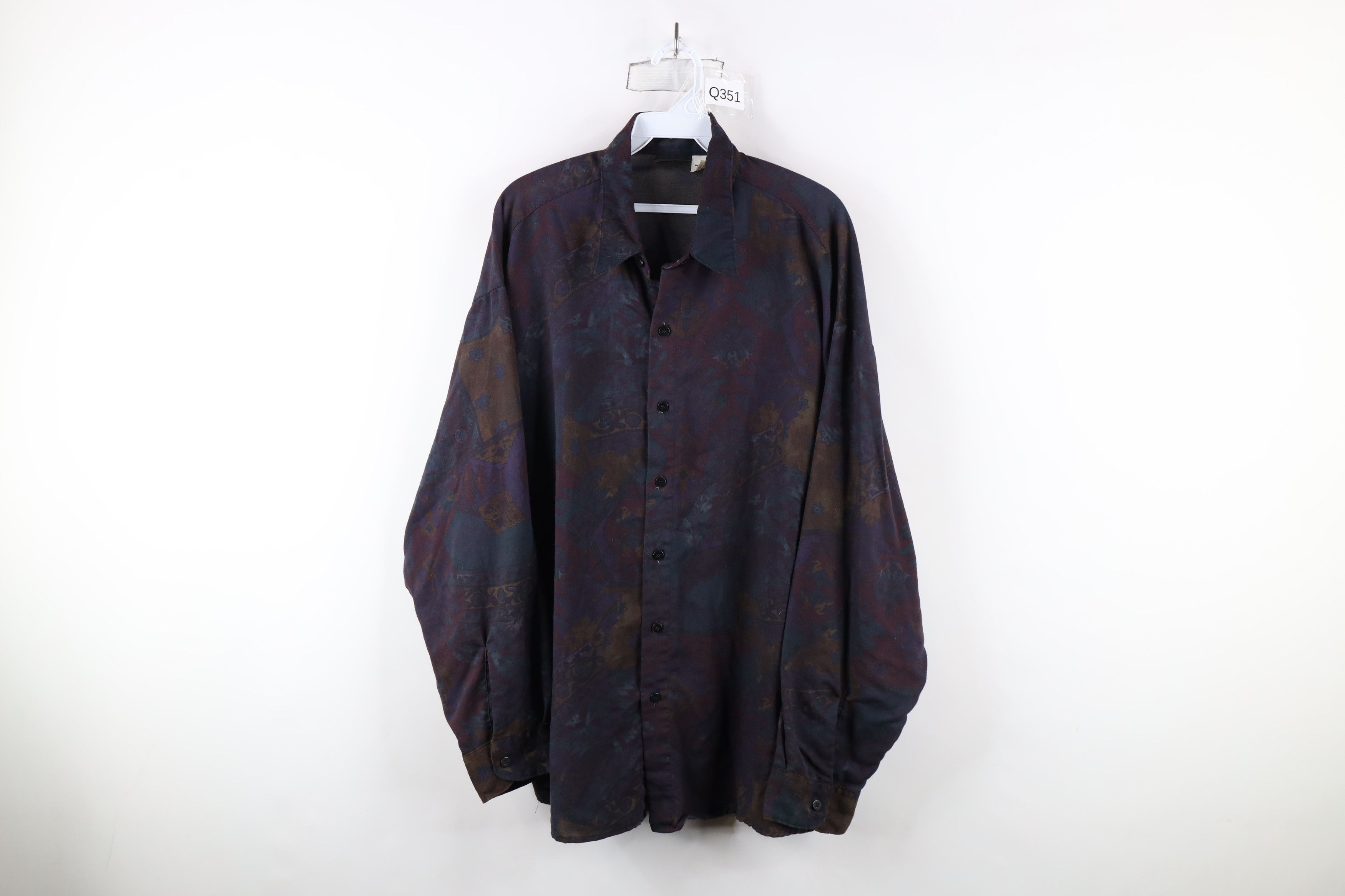 Vintage Vintage 90s Streetwear Paisley Flower Rayon Button Shirt Size US L / EU 52-54 / 3 - 1 Thumbnail