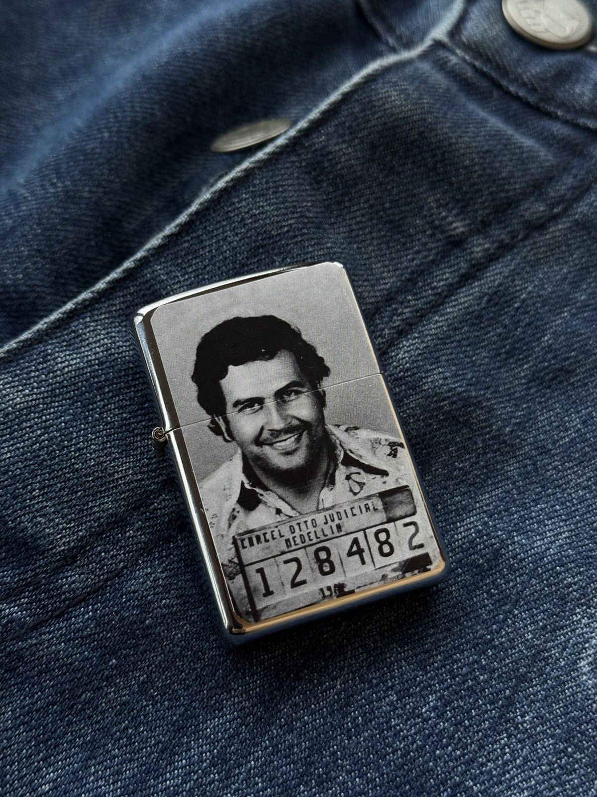 Vintage 00s Pablo Escobar Cartel CIGAR LIGHTER, WORK😍 Size ONE SIZE - 3 Thumbnail