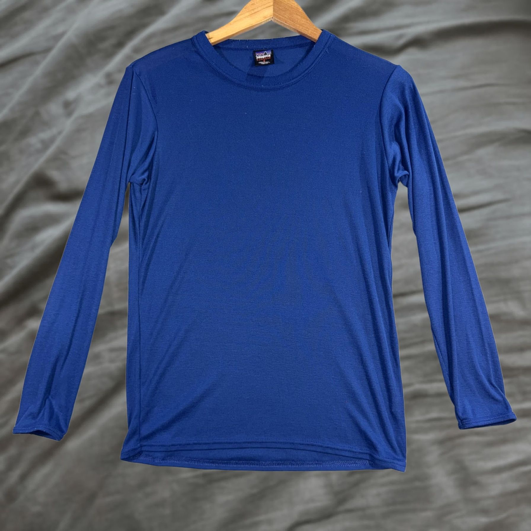 Patagonia VINTAGE Patagonia Capilene Shirt Mens S Blue Long Sleeve Base Layer USA Size US S / EU 44-46 / 1 - 1 Thumbnail