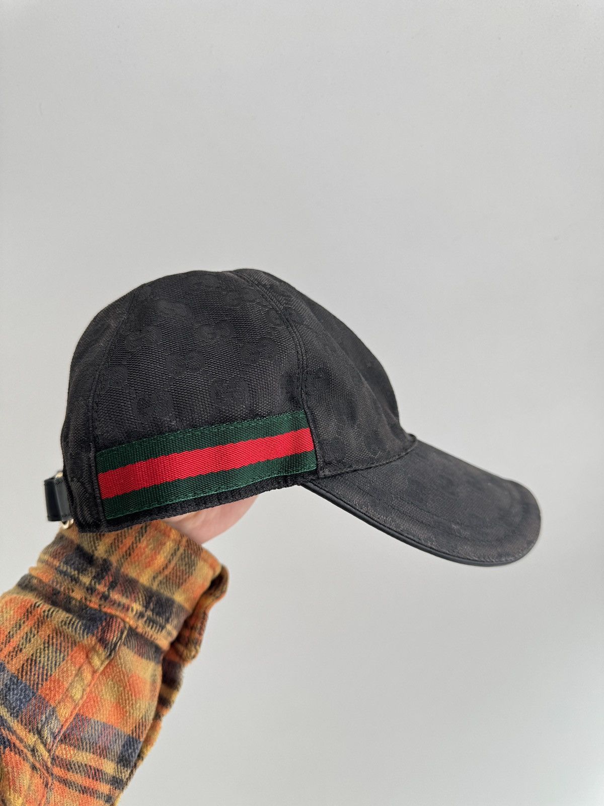 Hard to Find Gucci Tom Ford Black Cowboy Hat GG Monogram Canvas Rare 2000s Gucci by Tom Ford monogram fur trapper hat main image 3