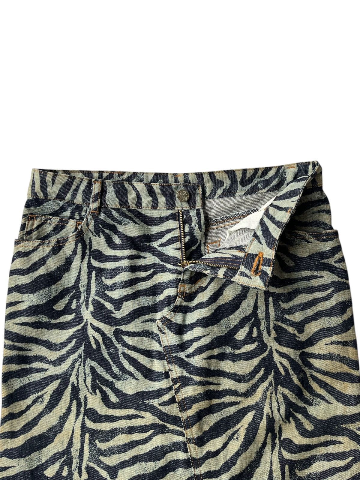 Hysteric Glamour RARE‼️ Ozone Community Zebra Stripes Denim Skirt Size 29" - 4 Thumbnail