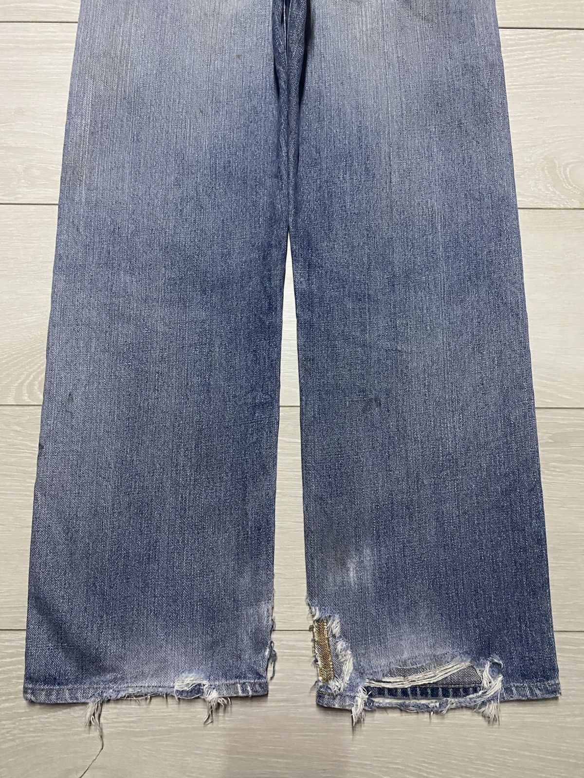 Uniqlo Vintage Japanese Brand Uniqlo S002 Light Wash Jeans Size US 30 / EU 46 - 6 Thumbnail