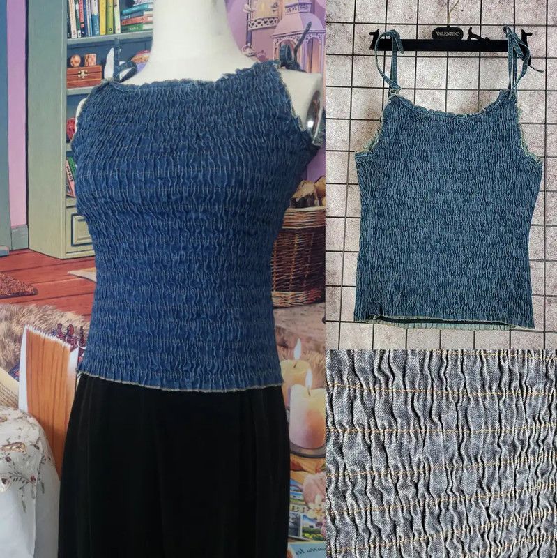 Burberry Burberry Summer Blue Ruffled Sleeveless Top Size M / US 6-8 / IT 42-44 - 1 Thumbnail
