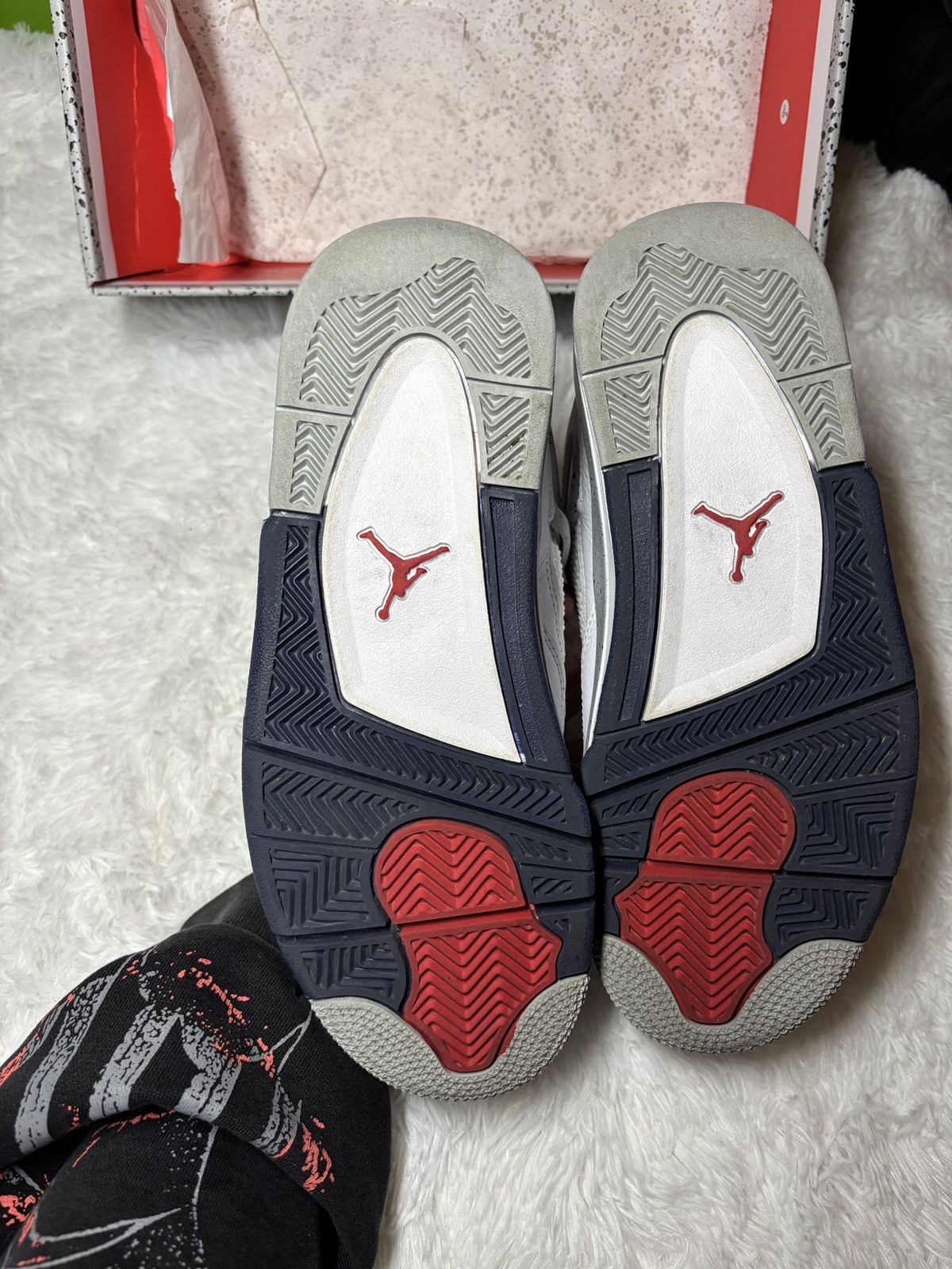 Jordan Brand Air Jordan 4 Retro GS 'Midnight Navy' Size US 5.5 / IT 35.5 - 4 Thumbnail