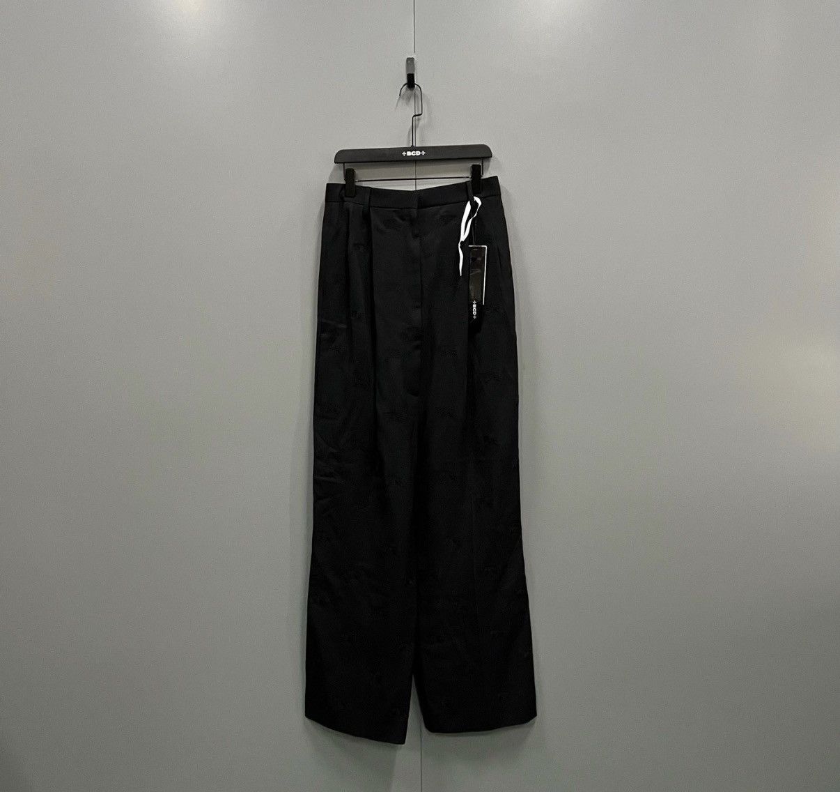 Burberry Burberry Knight Embroidered Pants J41 Size 25" / US 0 / IT 36 - 1 Thumbnail
