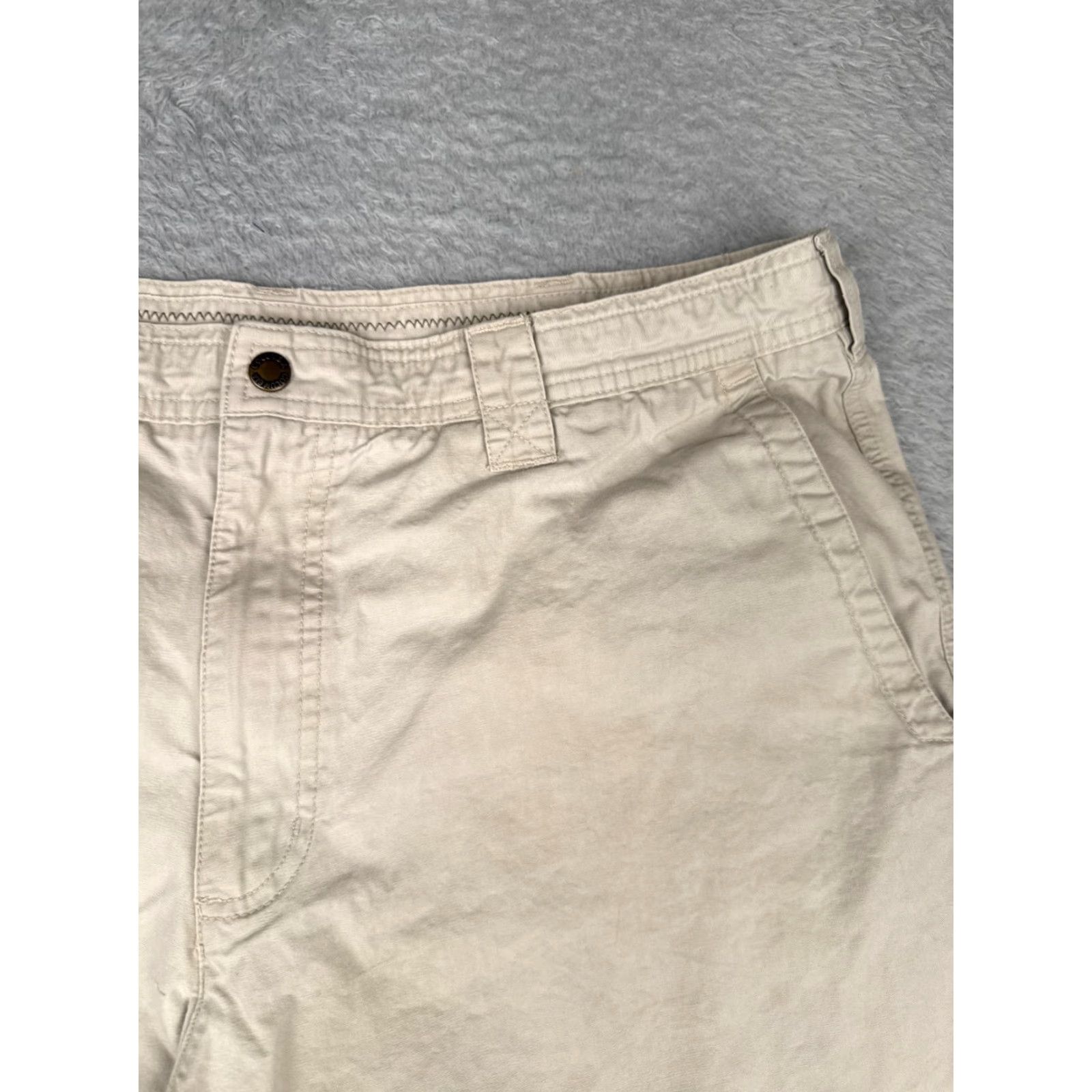 Vintage VINTAGE Columbia Shorts Mens 38 Beige Cargo 100% Cotton Hike Camping 38x10 READ Size US 38 / EU 54 - 5 Thumbnail