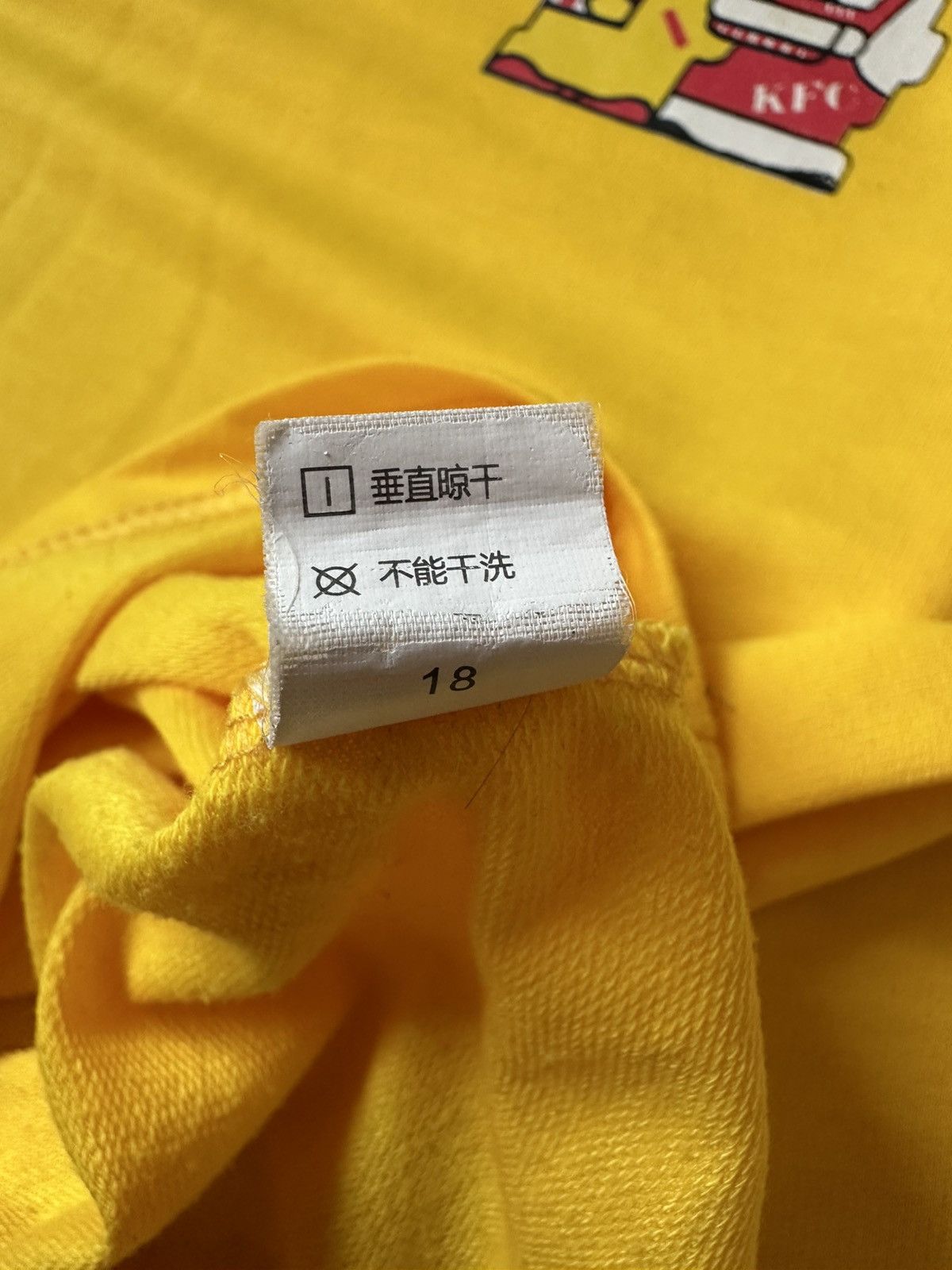 Japanese Brand Rare JJ Fashion Parody Longsleeve — Street Art Tee Size US M / EU 48-50 / 2 - 6 Thumbnail