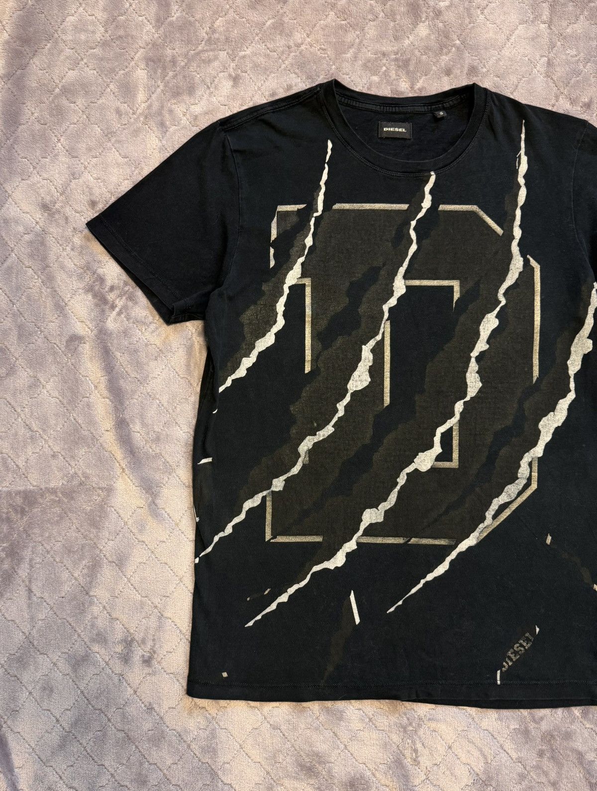 Diesel × Vintage Vintage Diesel Big Logo Tee Shirt Size US S / EU 44-46 / 1 - 2 Thumbnail